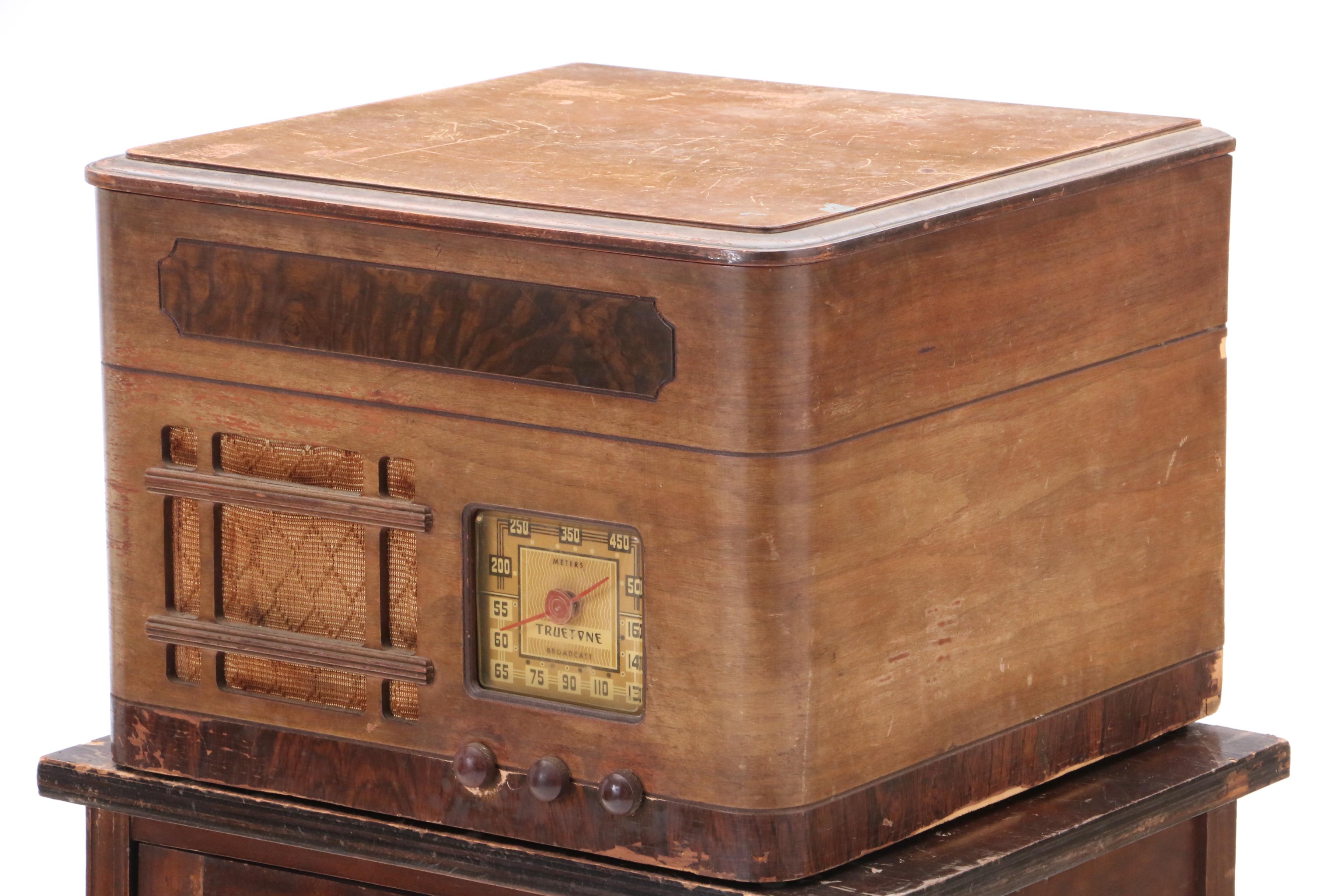 Vintage "Trutone" Radio and Cabinet