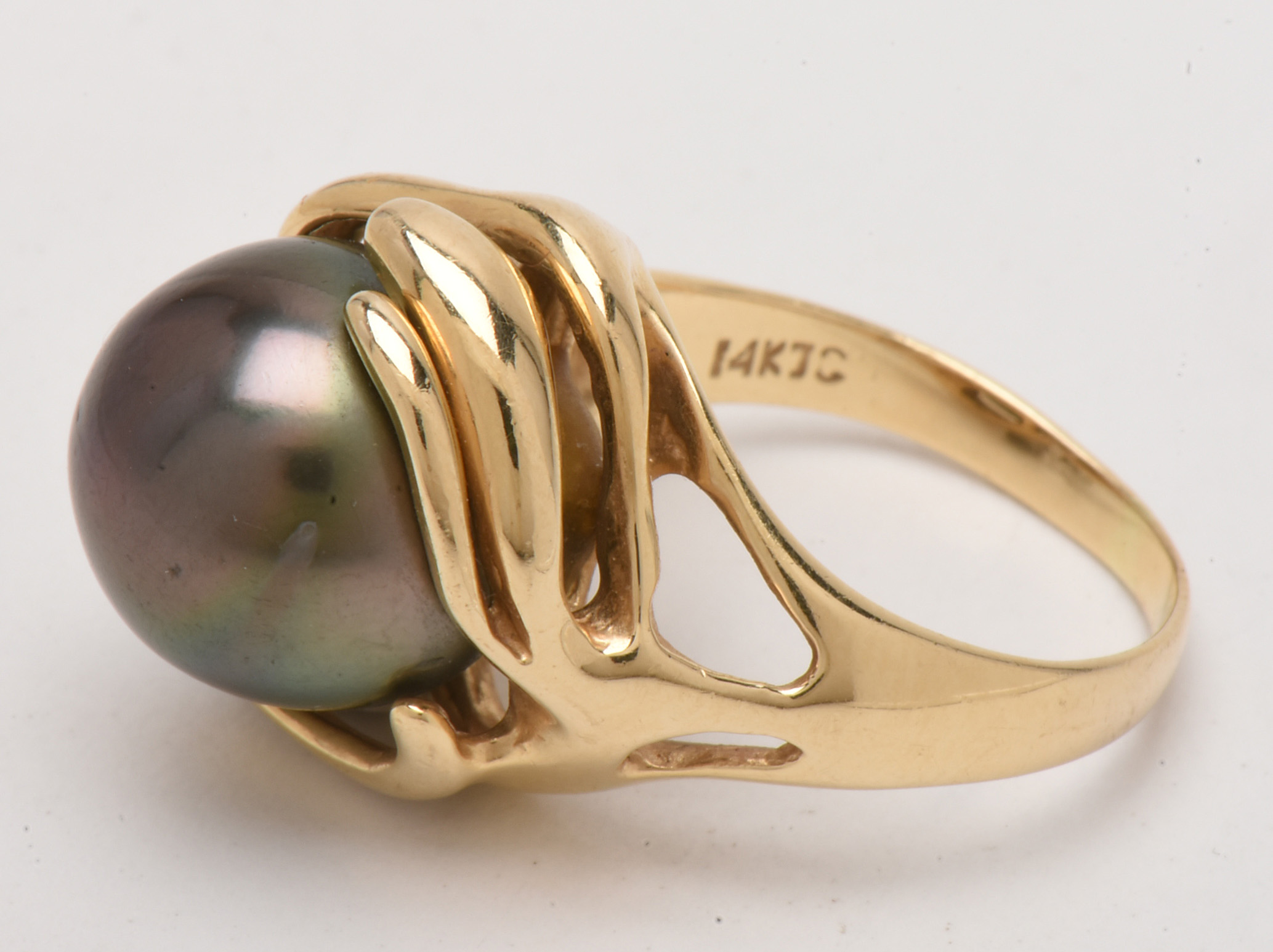 14K Yellow Gold Tahitian Black Cultured Pearl Ring