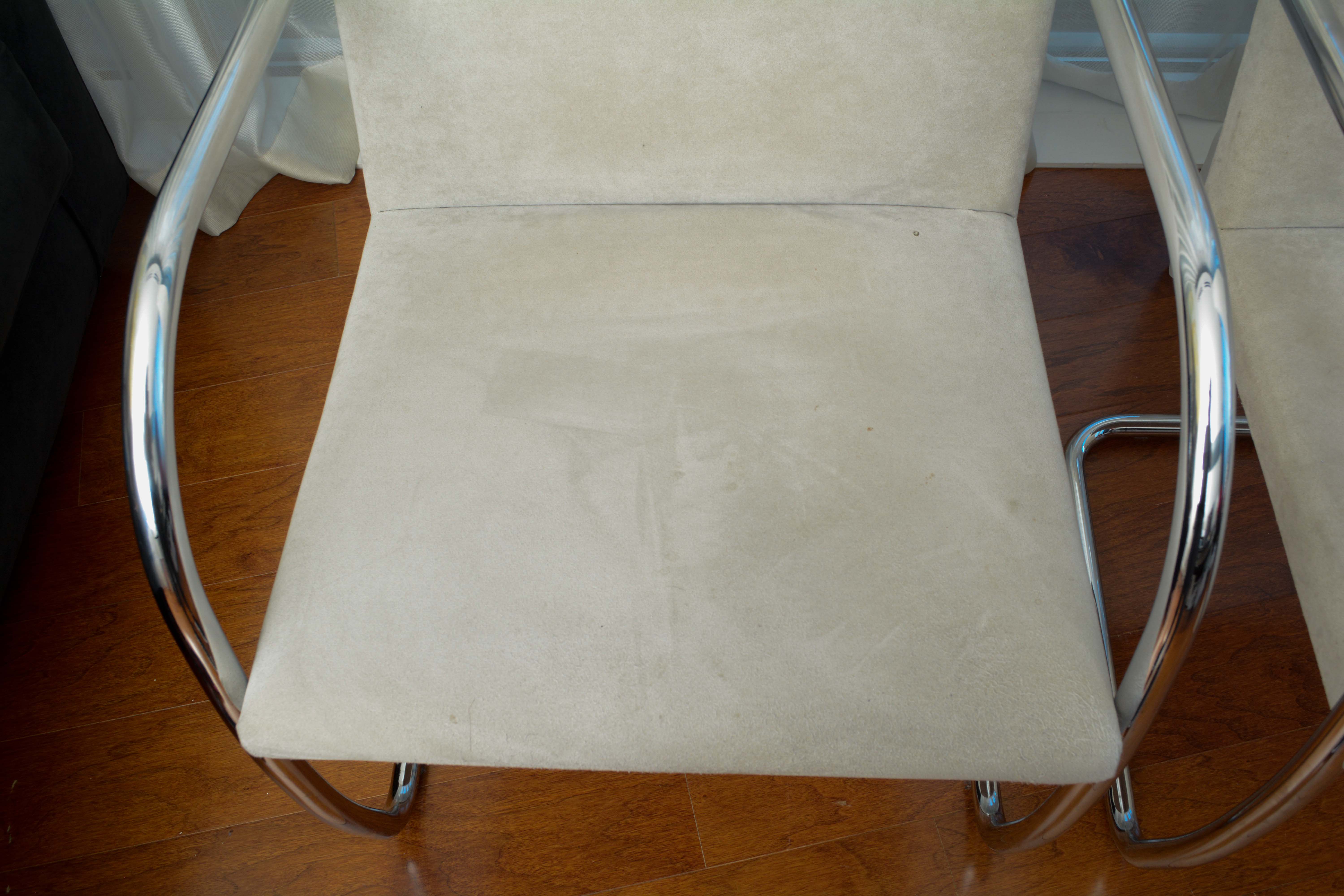 Bauhaus Style Suede Cantilever Chairs by Alivar