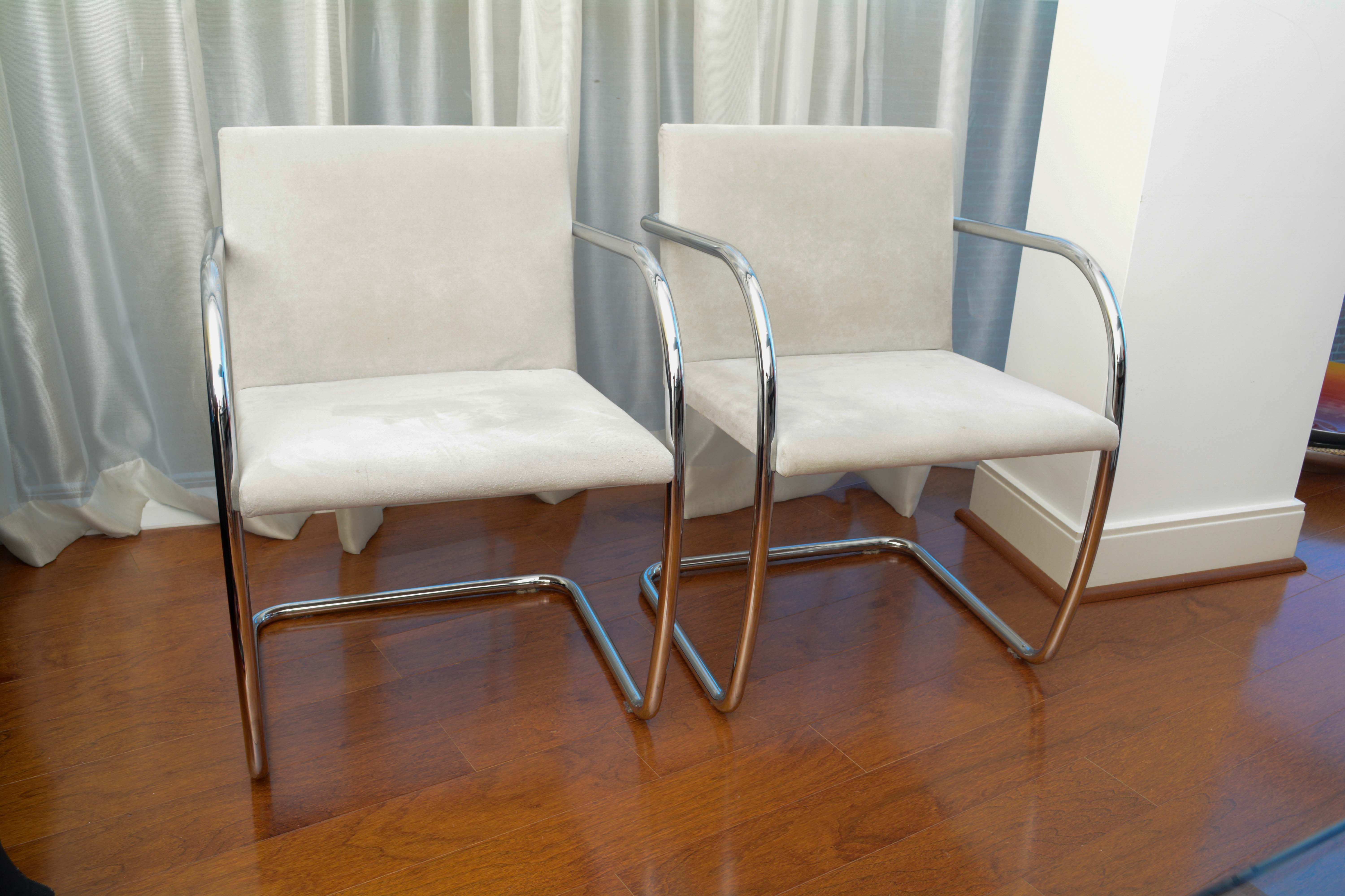 Bauhaus Style Suede Cantilever Chairs by Alivar