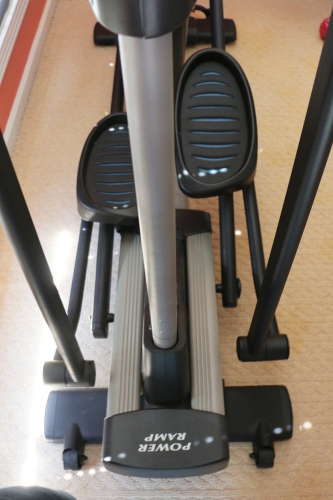 NordicTrack Commercial 1300 Eliptical Trainer