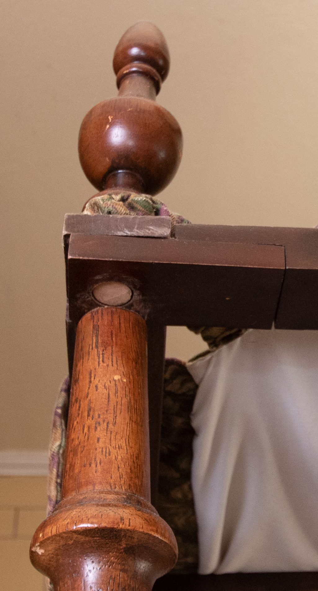 Vintage Four-Poster Canopy Rice Bed