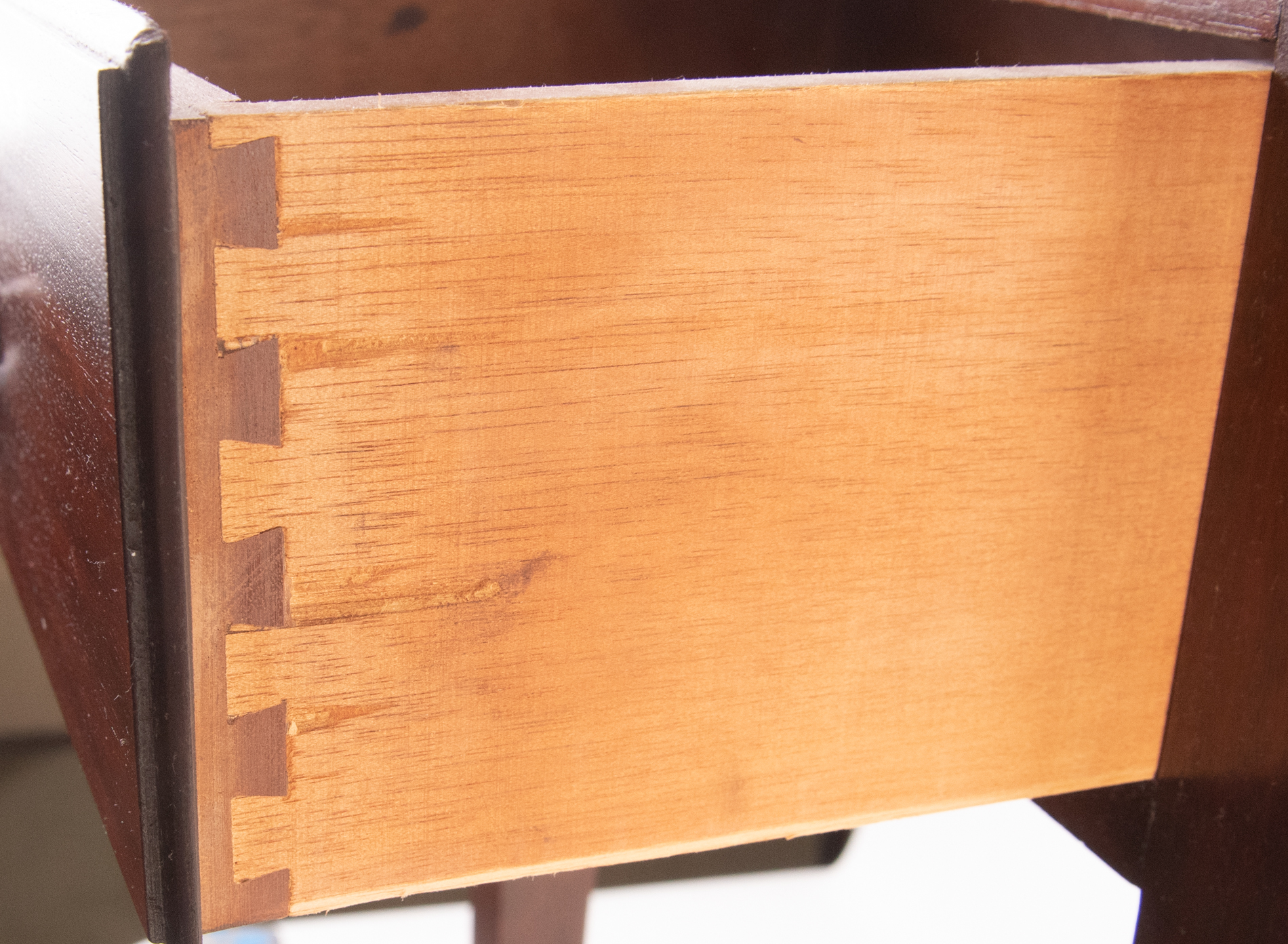 Contemporary Traditional Style Side Table