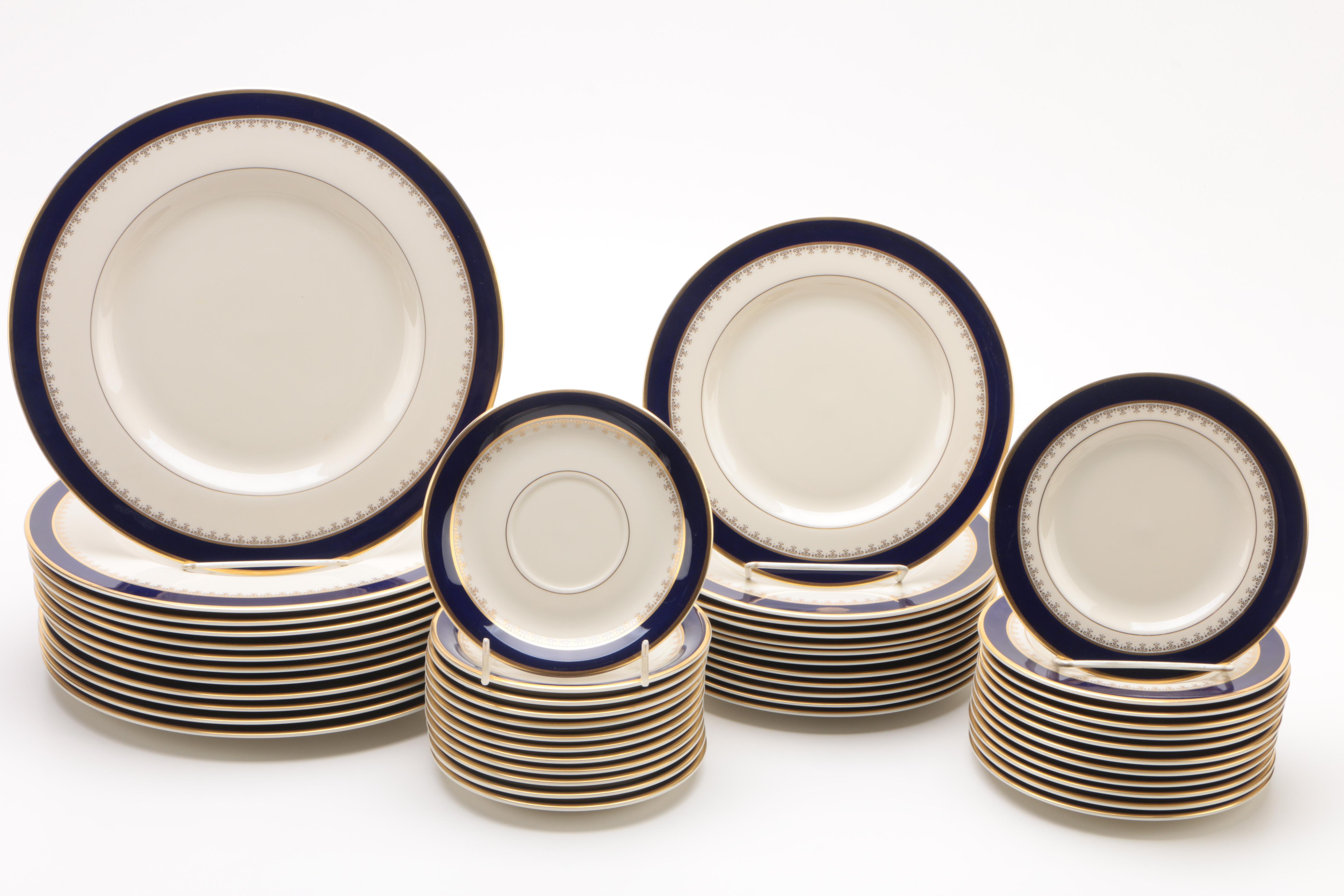 American Porcelain Dinner Service in the "Washington" Pattern, by Pickard