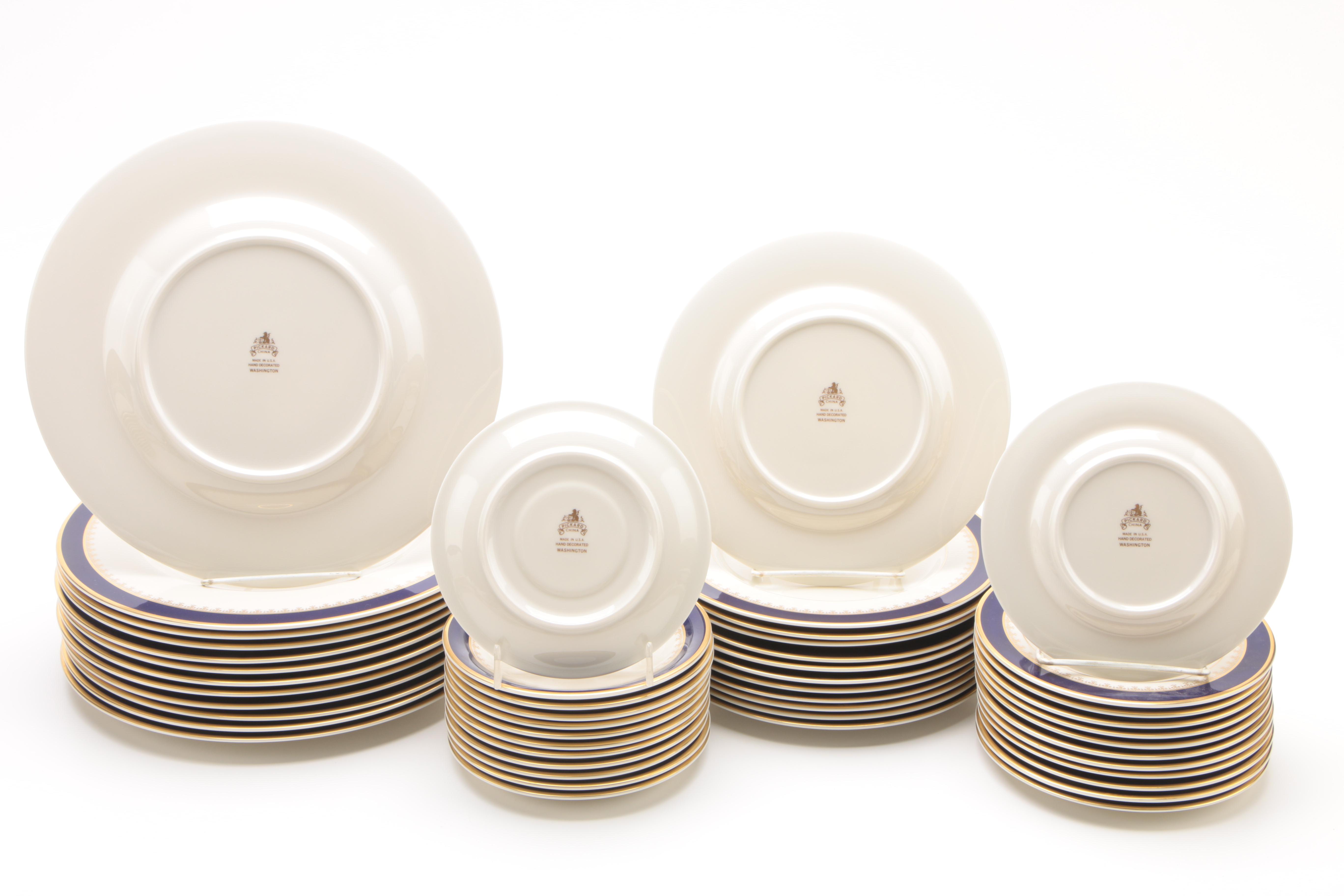 American Porcelain Dinner Service in the "Washington" Pattern, by Pickard