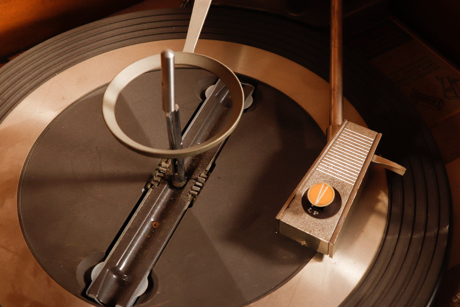 1960s Zenith ML2675 Hi Fi Stereo Console with AM/FM Radio and Turntable