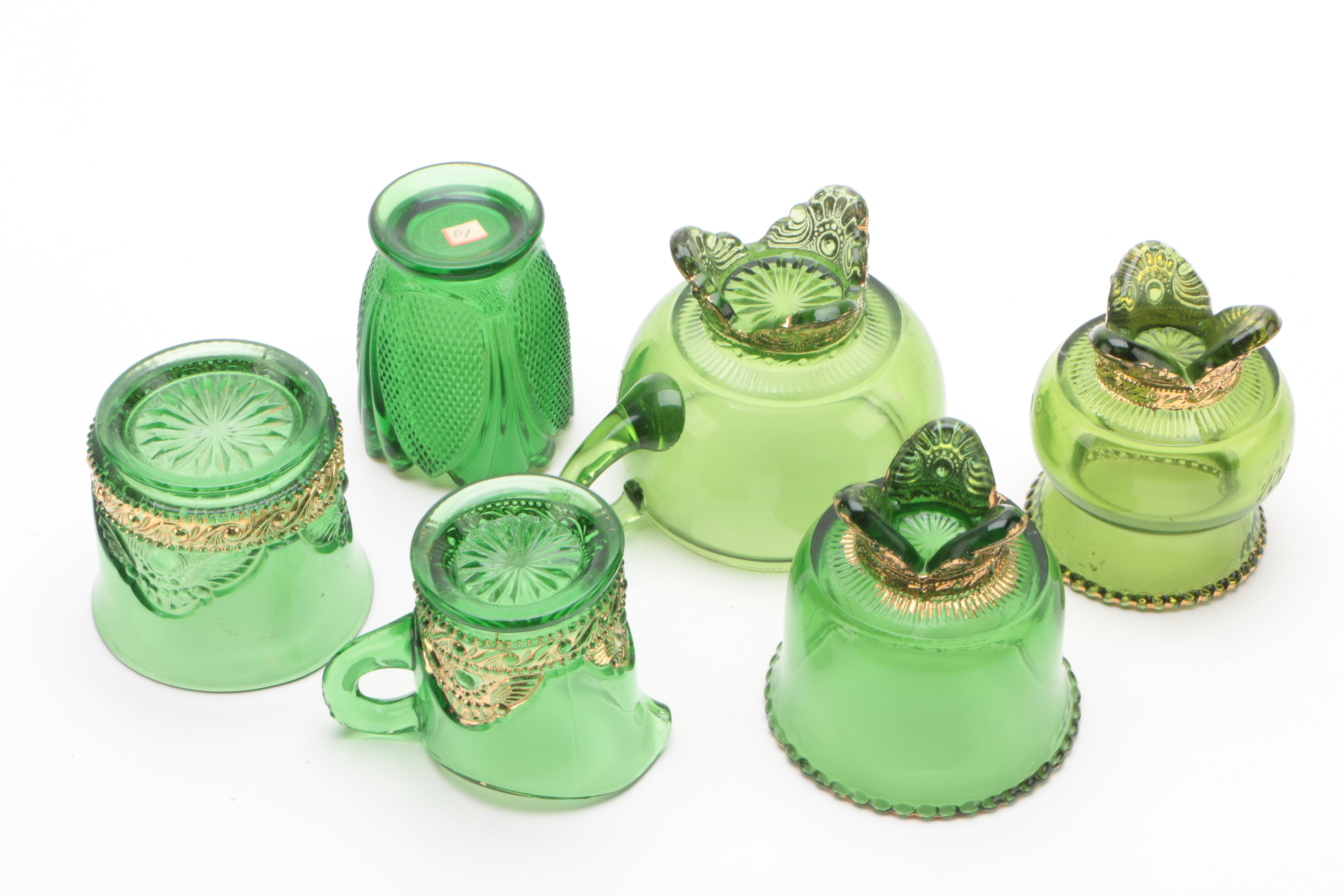 Group of Seventeen New York State Souvenir Green Glass Table Articles
