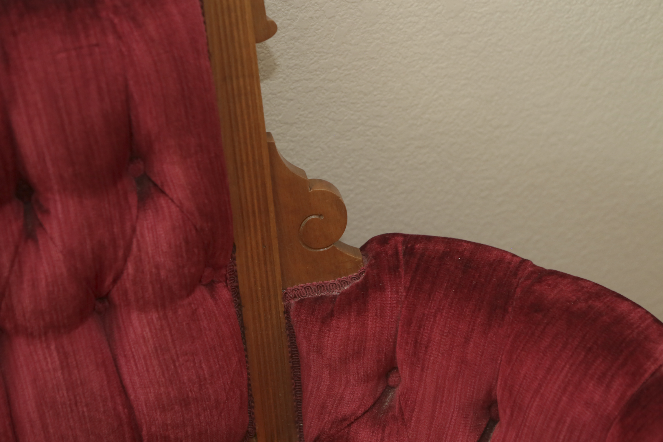 Vintage Eastlake Style Red Upholstered Settee