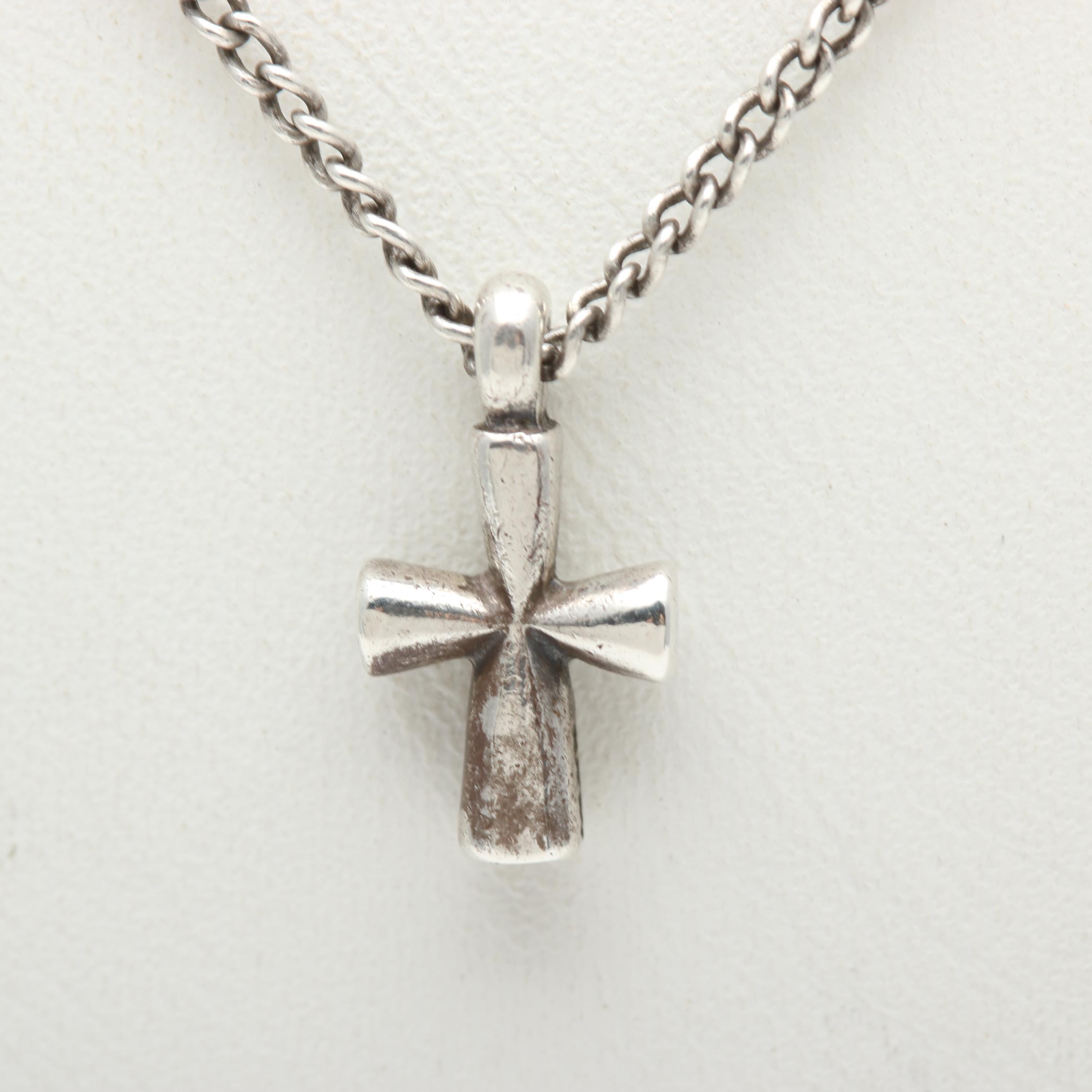 James Avery Sterling Silver Cross Pendant Necklace