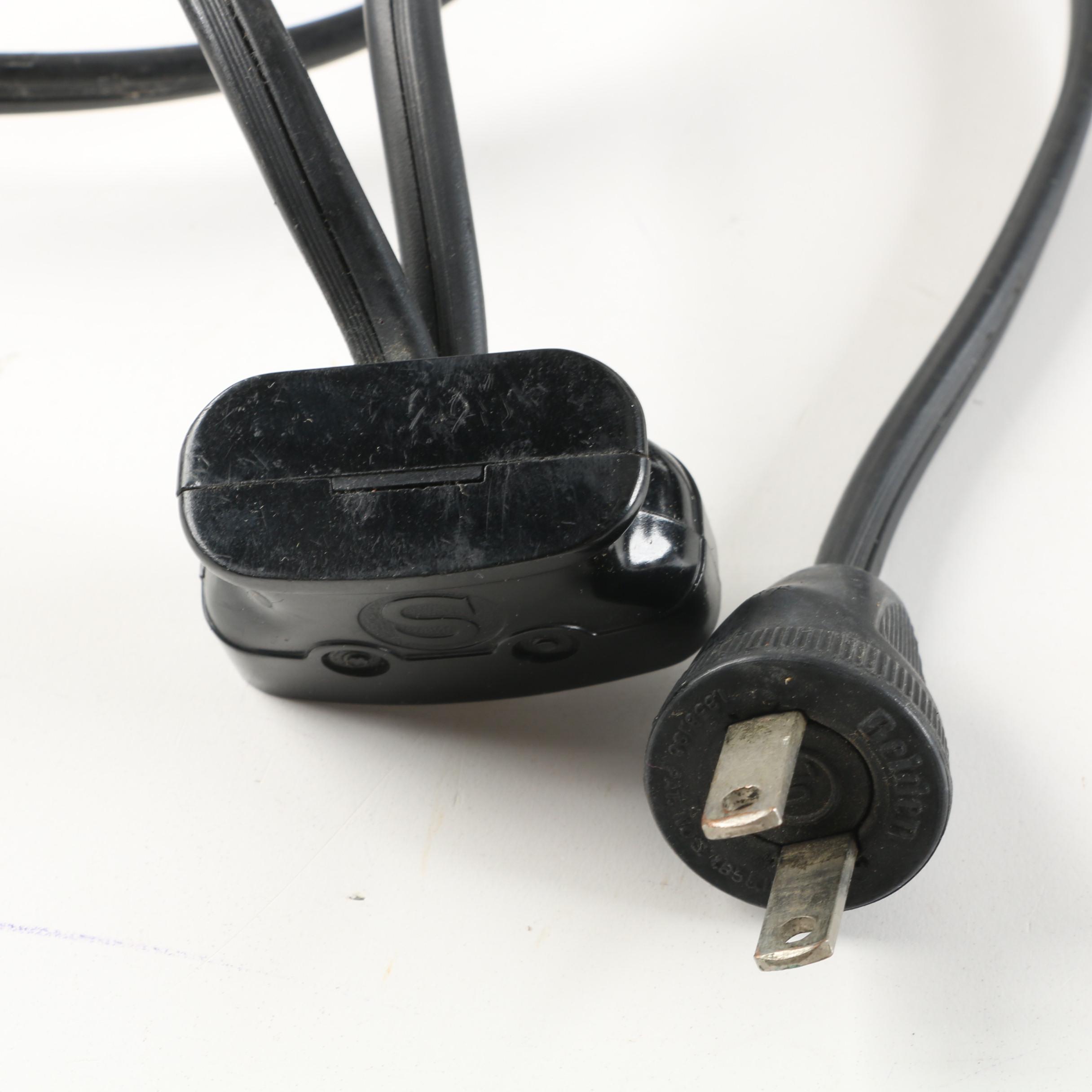 1939 Singer Featherweight Model 221-1 Sewing Machine