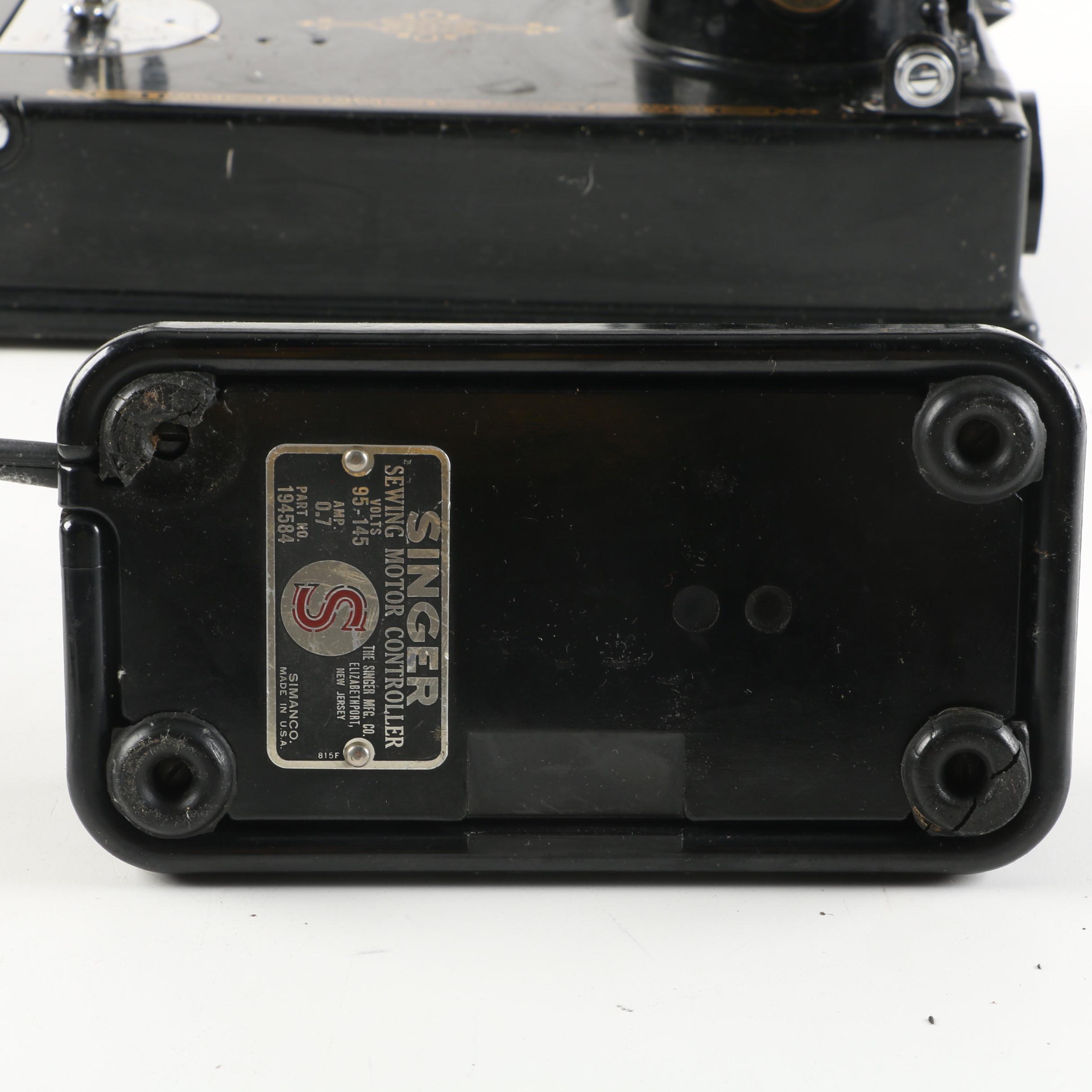 1939 Singer Featherweight Model 221-1 Sewing Machine