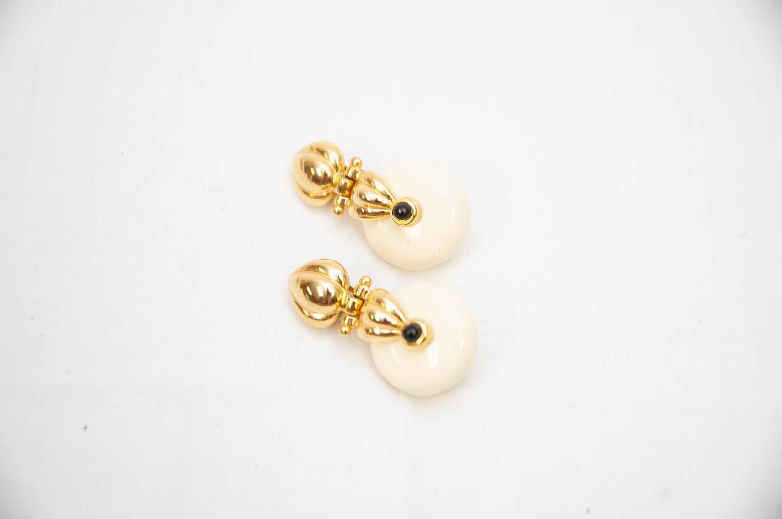 Joan Rivers and Ultra Gold Tone Jewelry