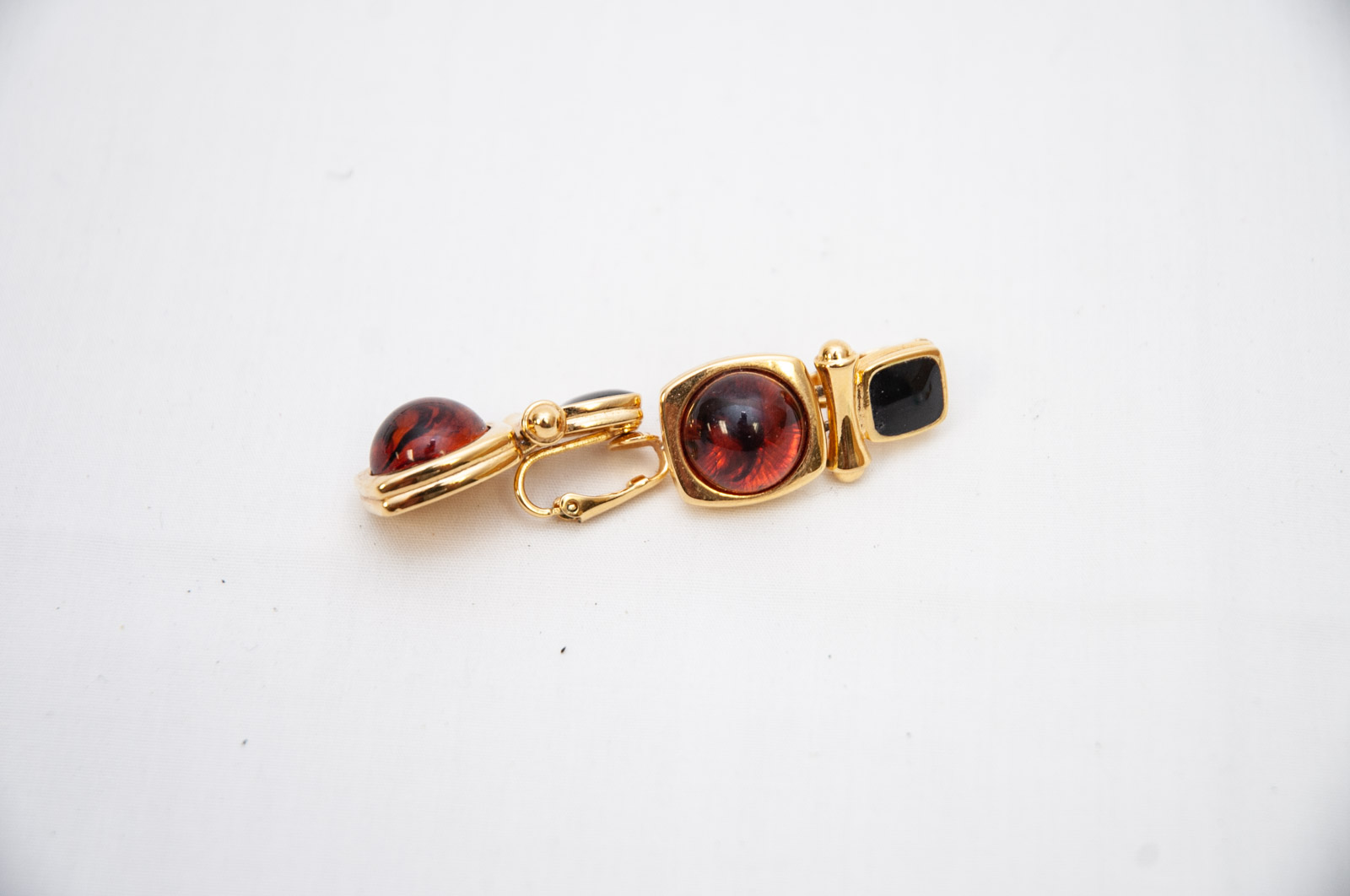 Joan Rivers and Ultra Gold Tone Jewelry