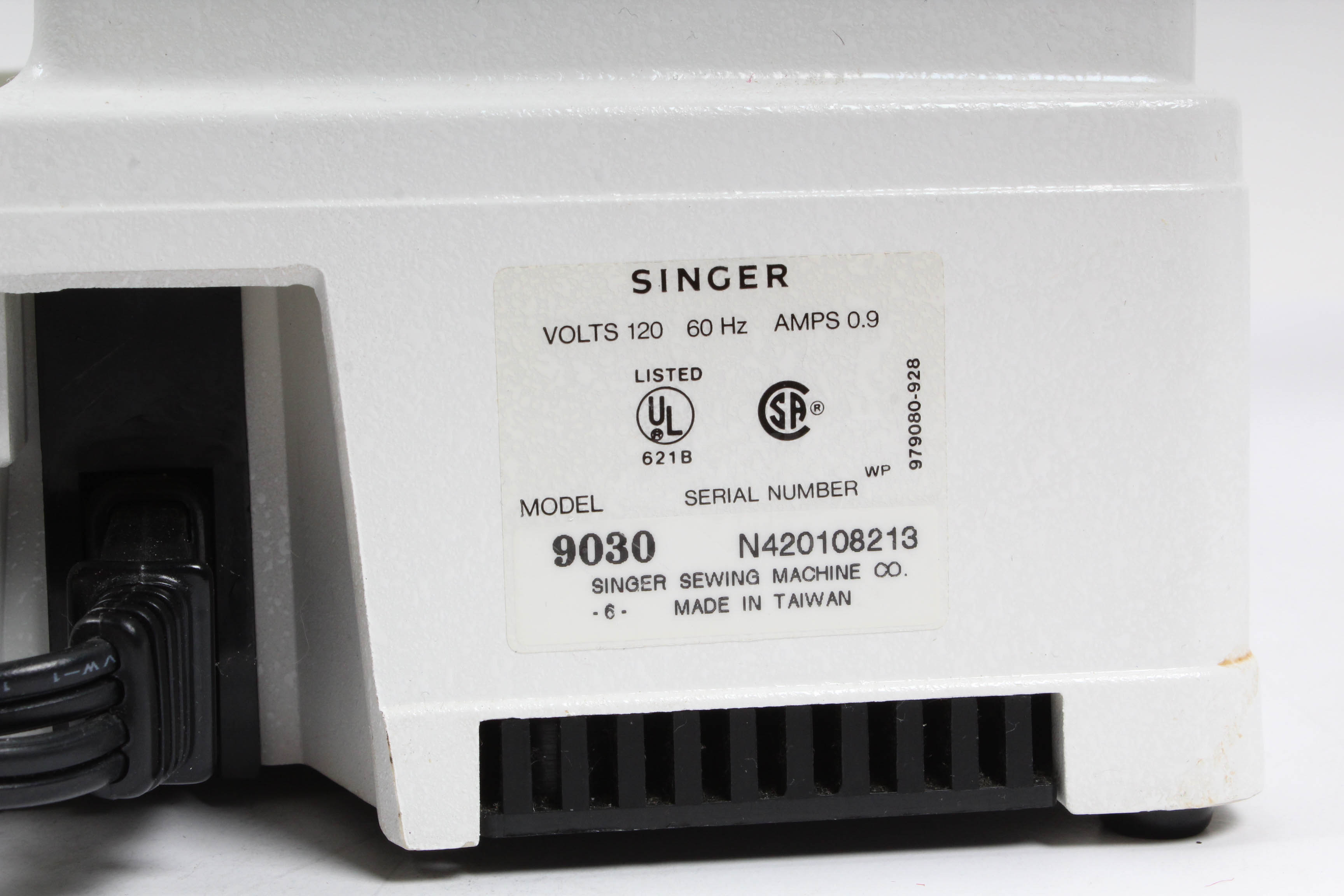 Singer Model 9030 Sewing Machine