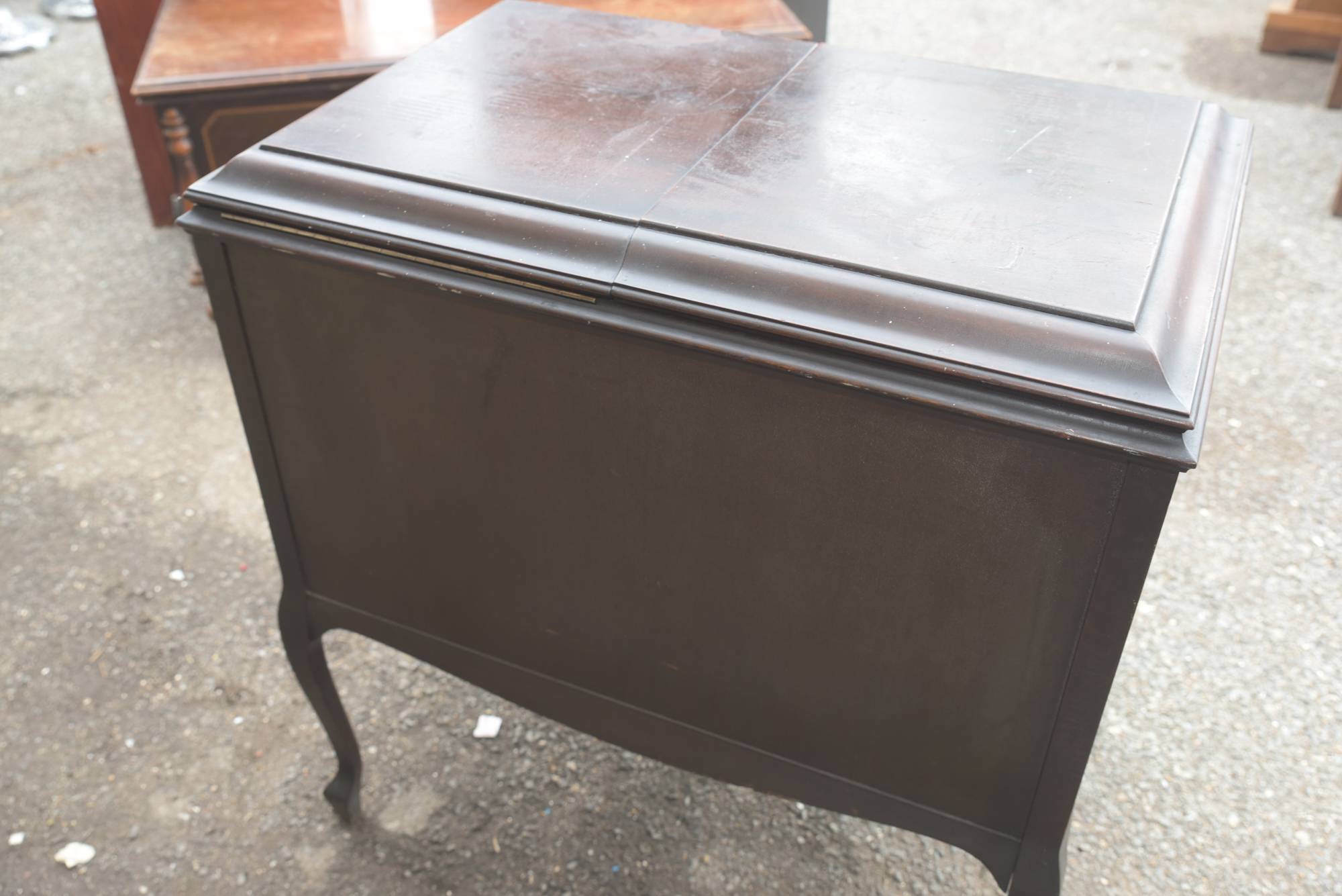 1920s Victor-Victrola Phonograph Console