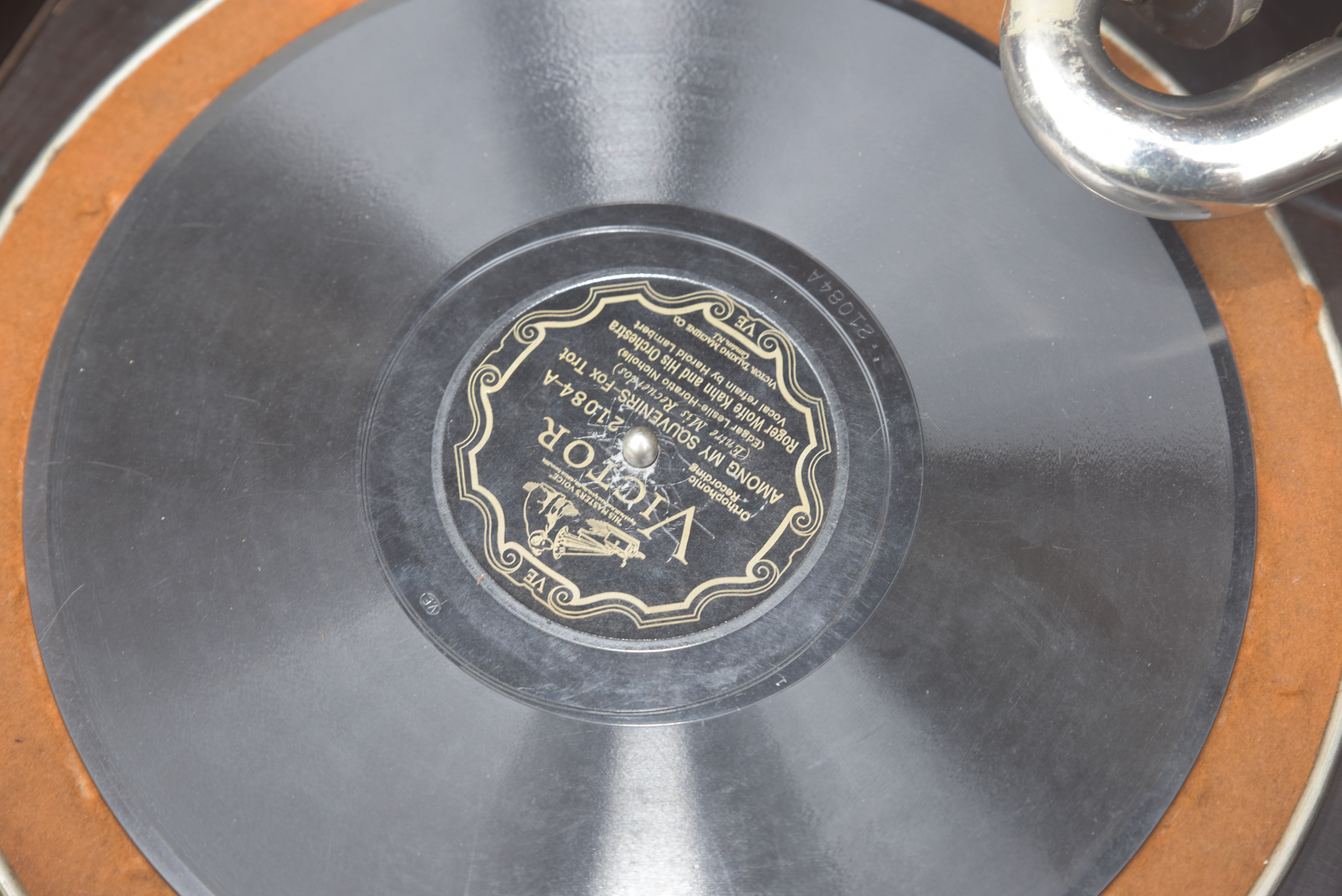 1920s Victor-Victrola Phonograph Console