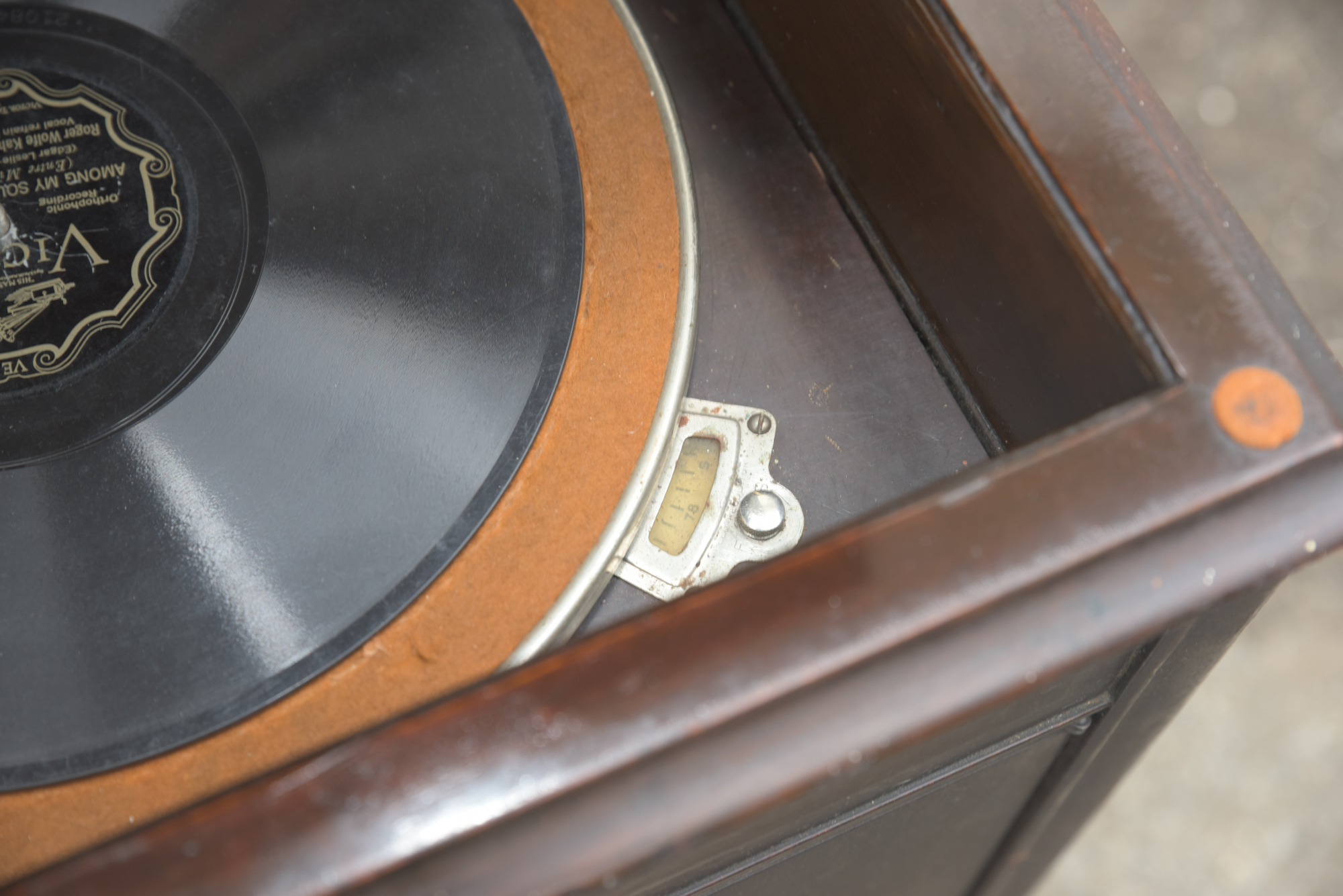1920s Victor-Victrola Phonograph Console