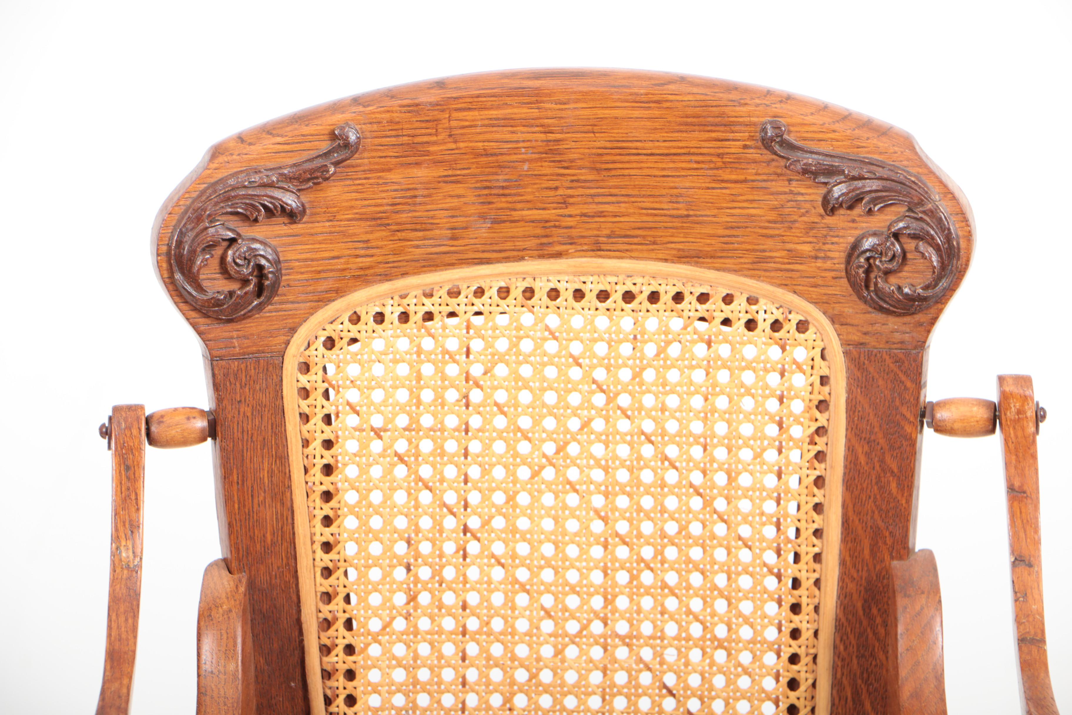 Victorian Oak Adjustable Child's Highchair, Late 19th Century