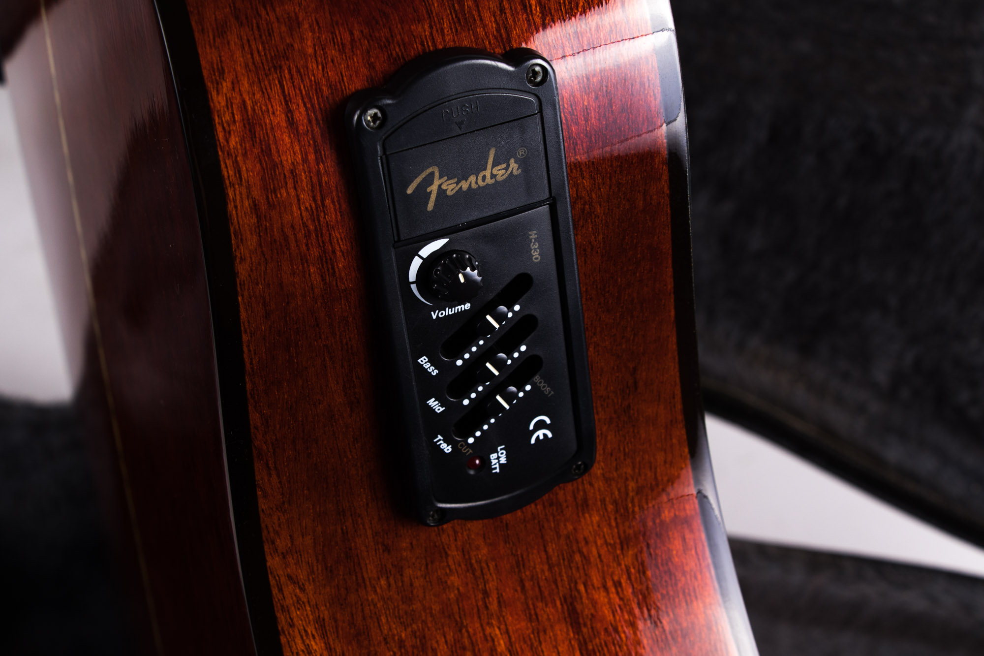 Fender DG-16E Acoustic-Electric Guitar with Case