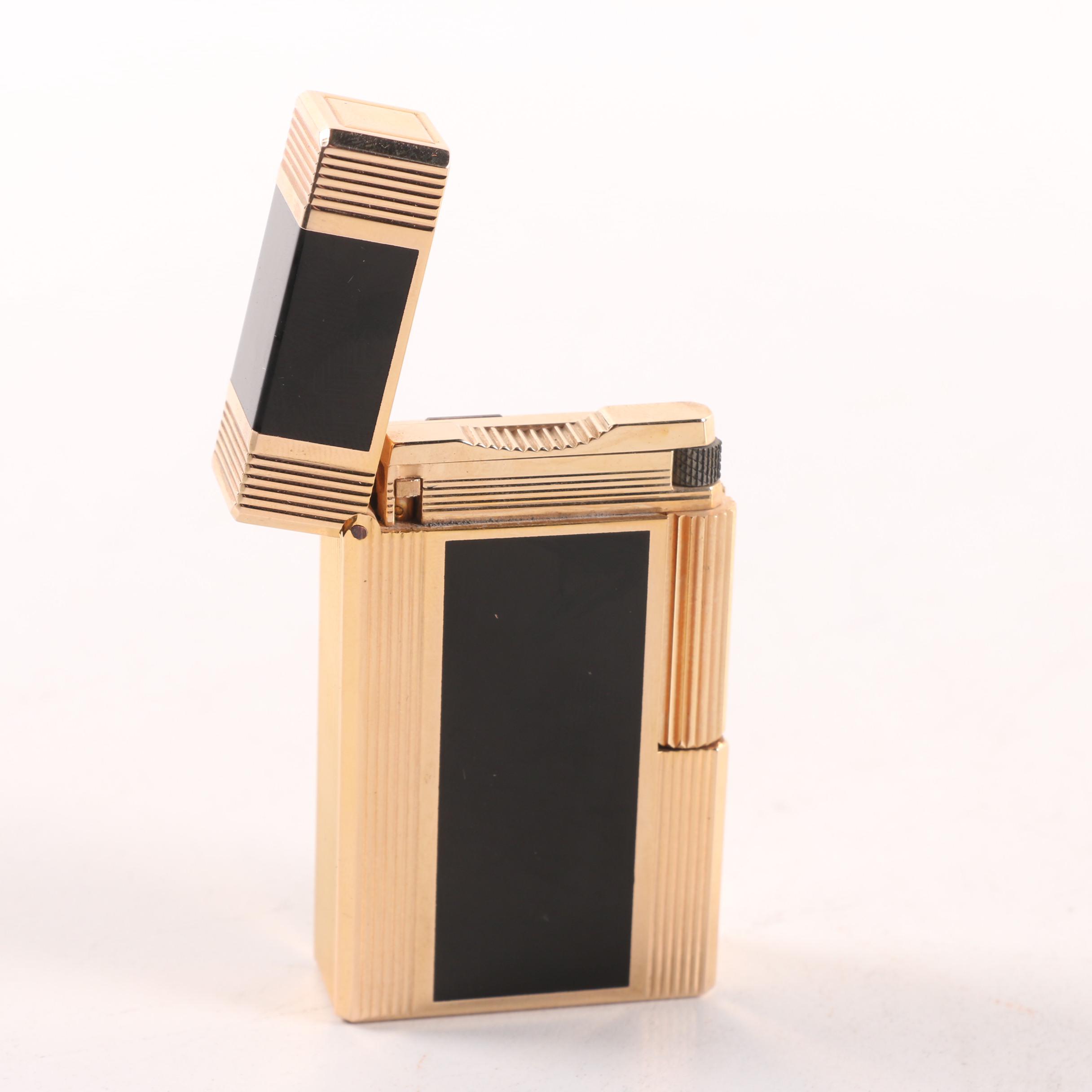 S. T. Dupont Chinese Lacquer Lighter in Original Box