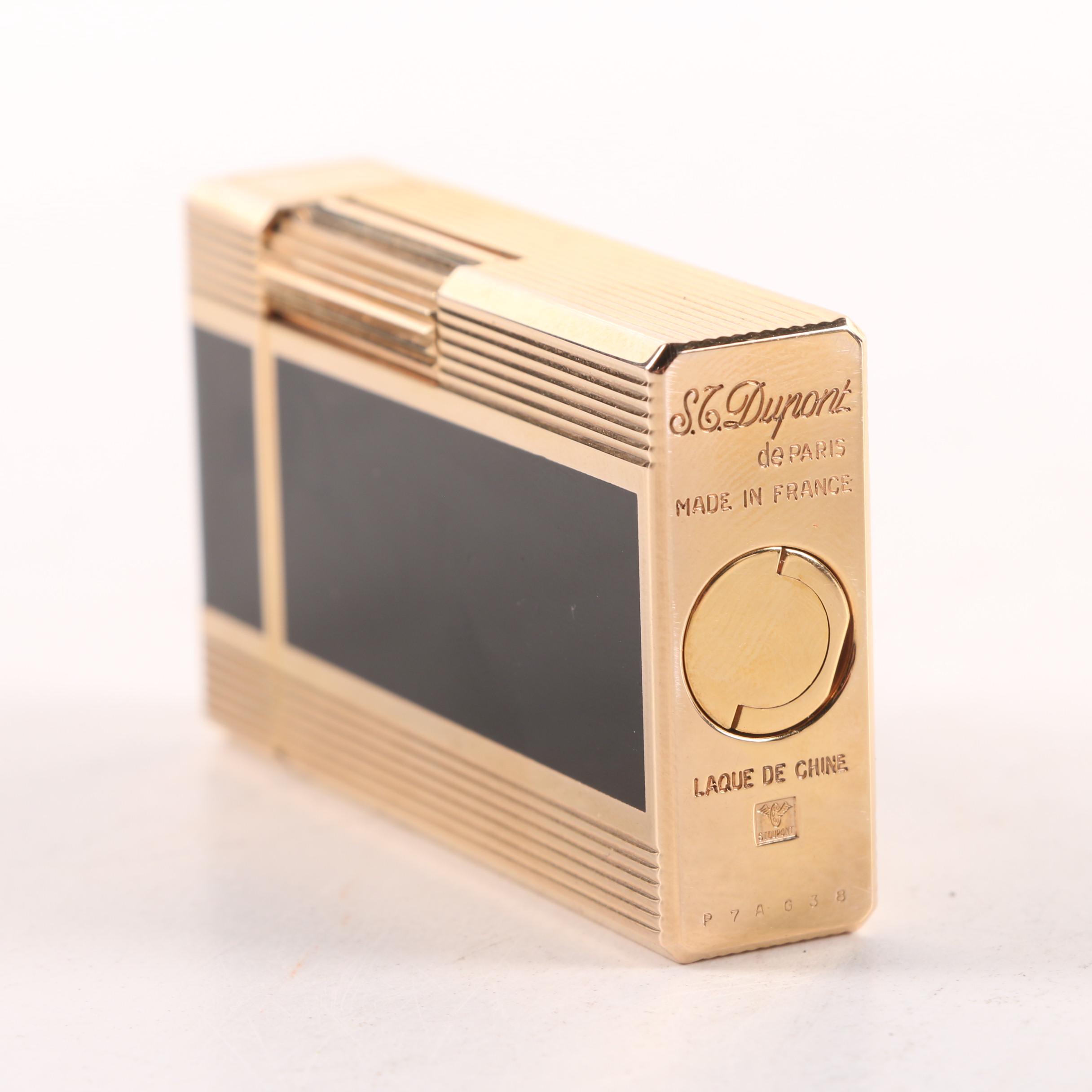 S. T. Dupont Chinese Lacquer Lighter in Original Box
