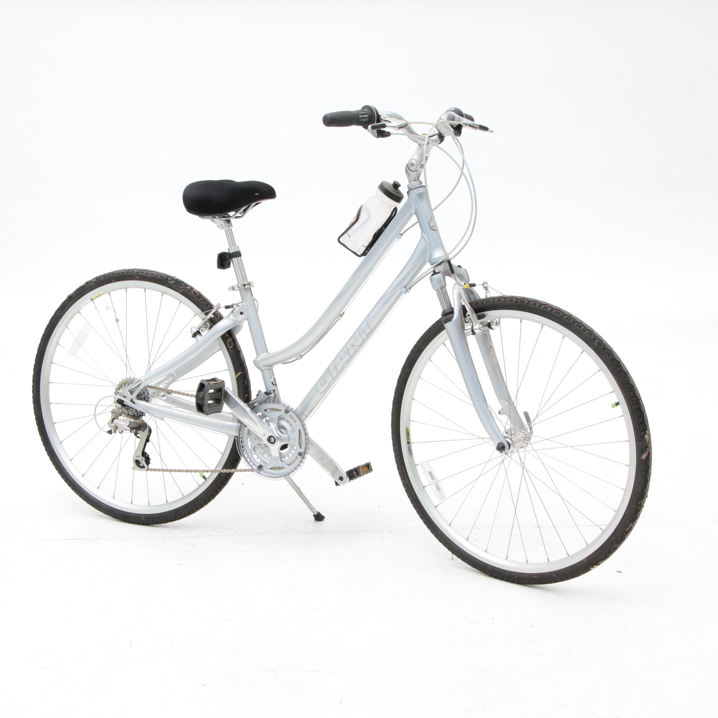 6061 Aluxx Road Bike by Giant