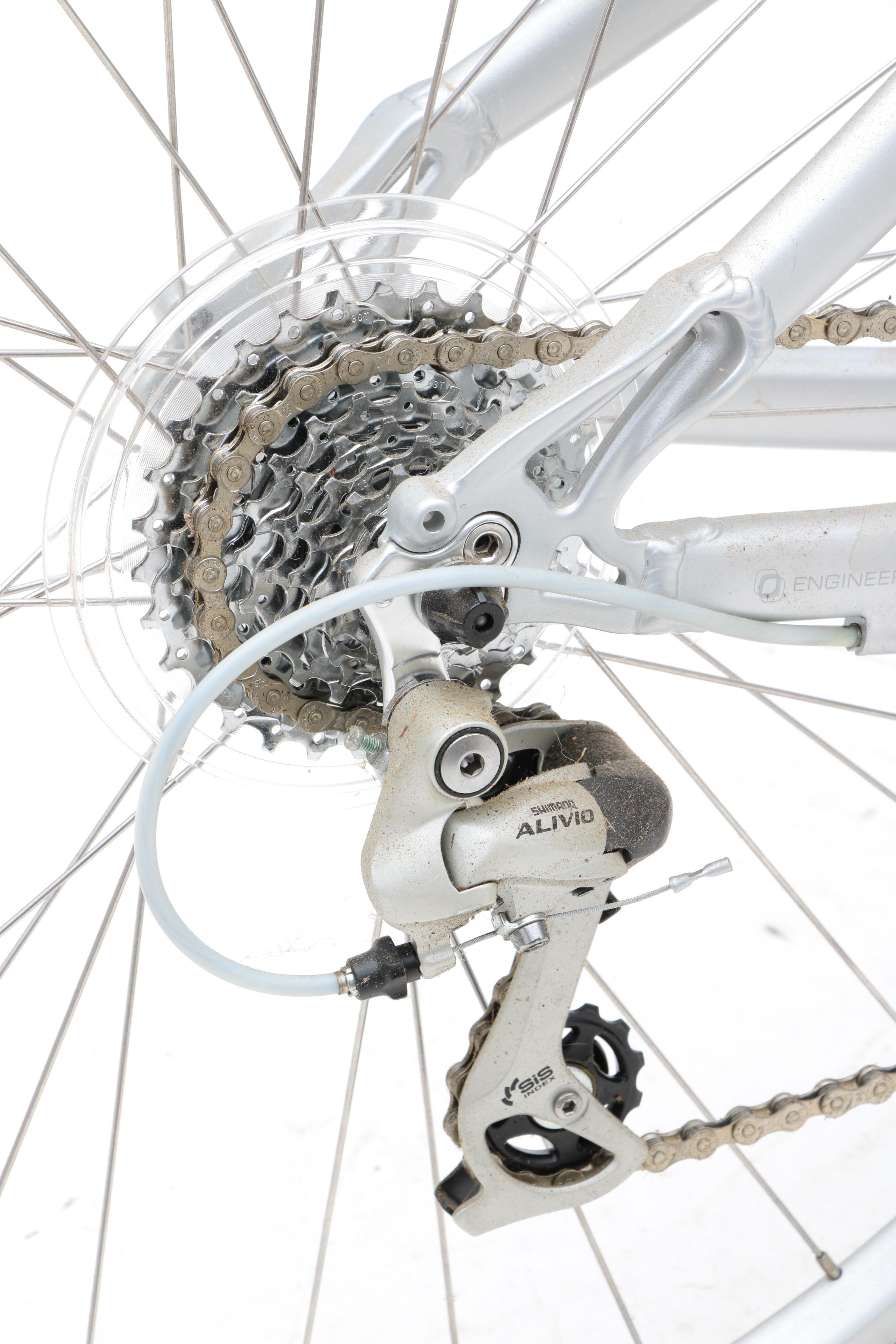 6061 Aluxx Road Bike by Giant