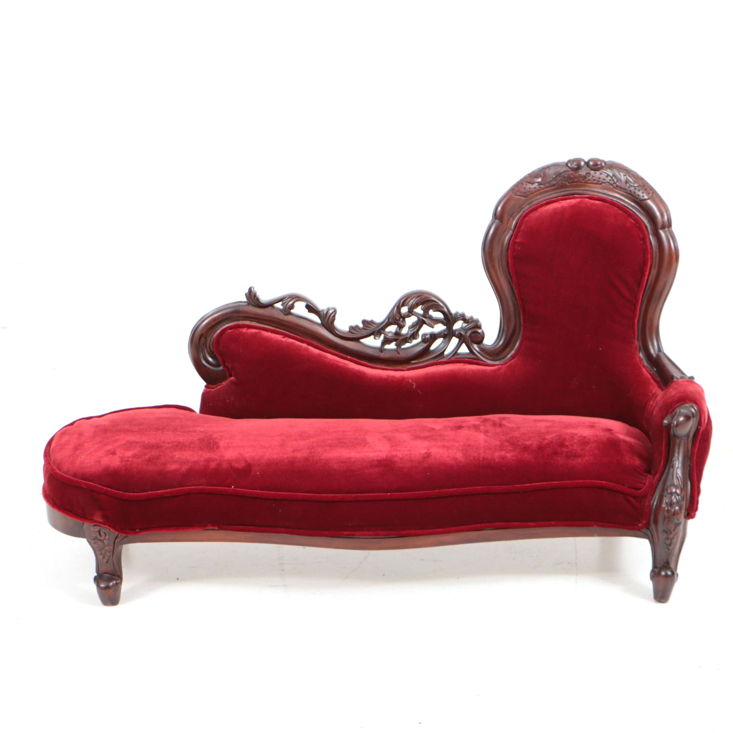 Victorian Style Mahogany Child's Recamier, 20th Century