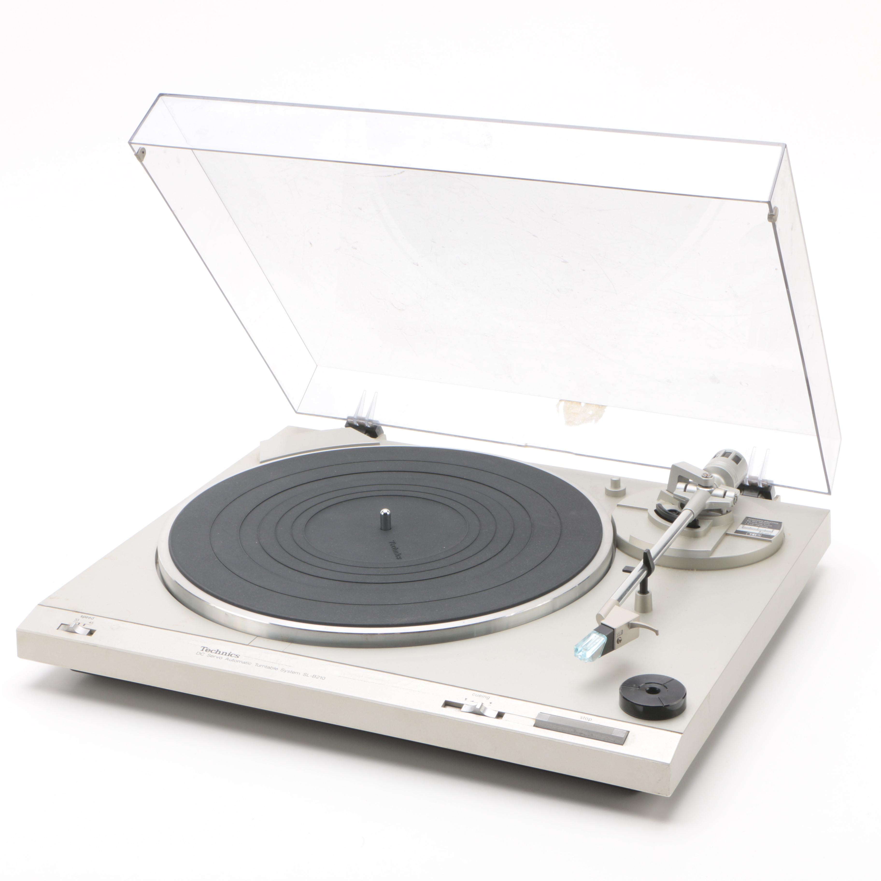 1970s Fisher 205 AM/FM Stereo Receiver, Technics Turntable and XAM 5E Speakers