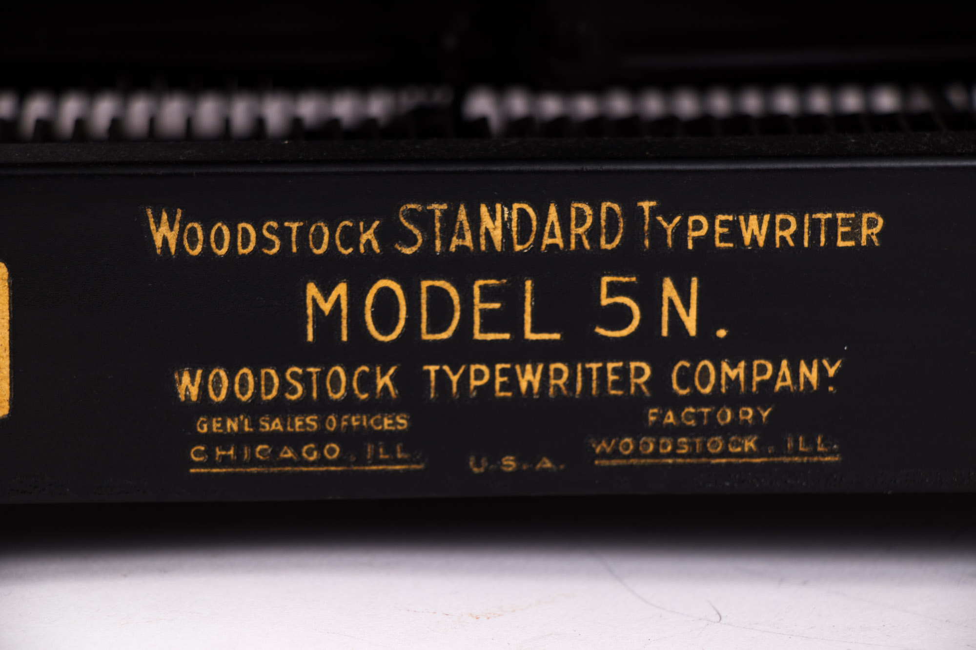 Vintage 1920s-30s Woodstock Typewriter
