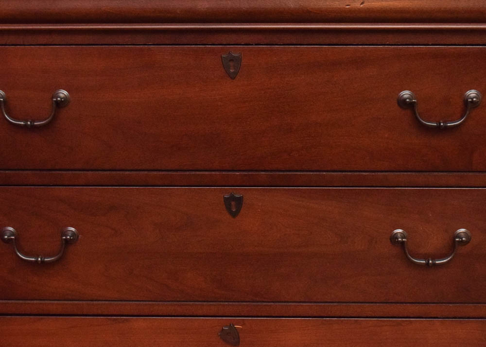 Contemporary Chest of Drawers by Broyhill