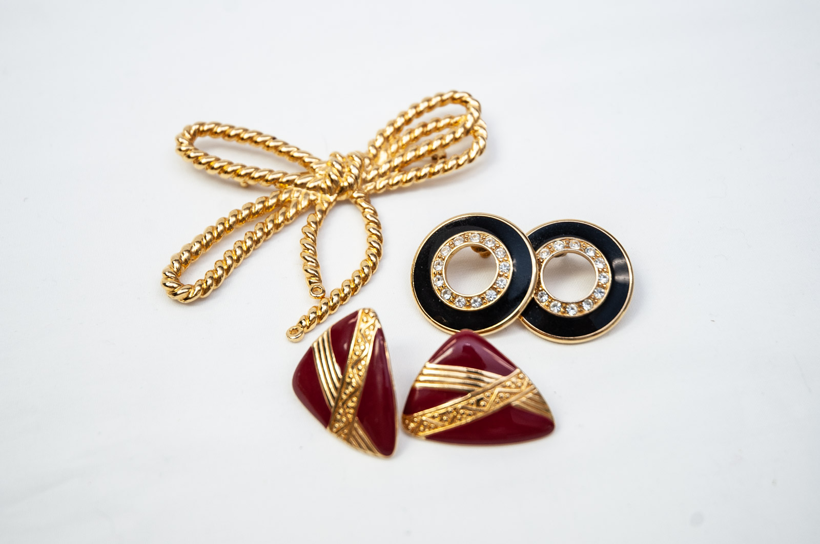 Gold-Tone and Enamel 1990s Jewelry Assortment Featuring Giovanni