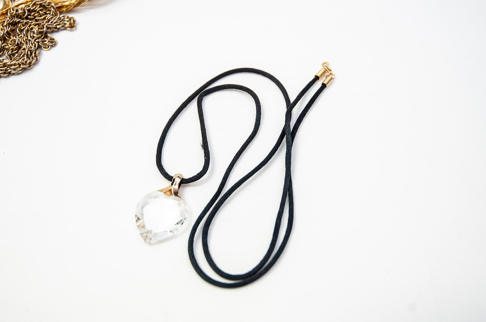 Gold-Tone and Enamel 1990s Jewelry Assortment Featuring Giovanni