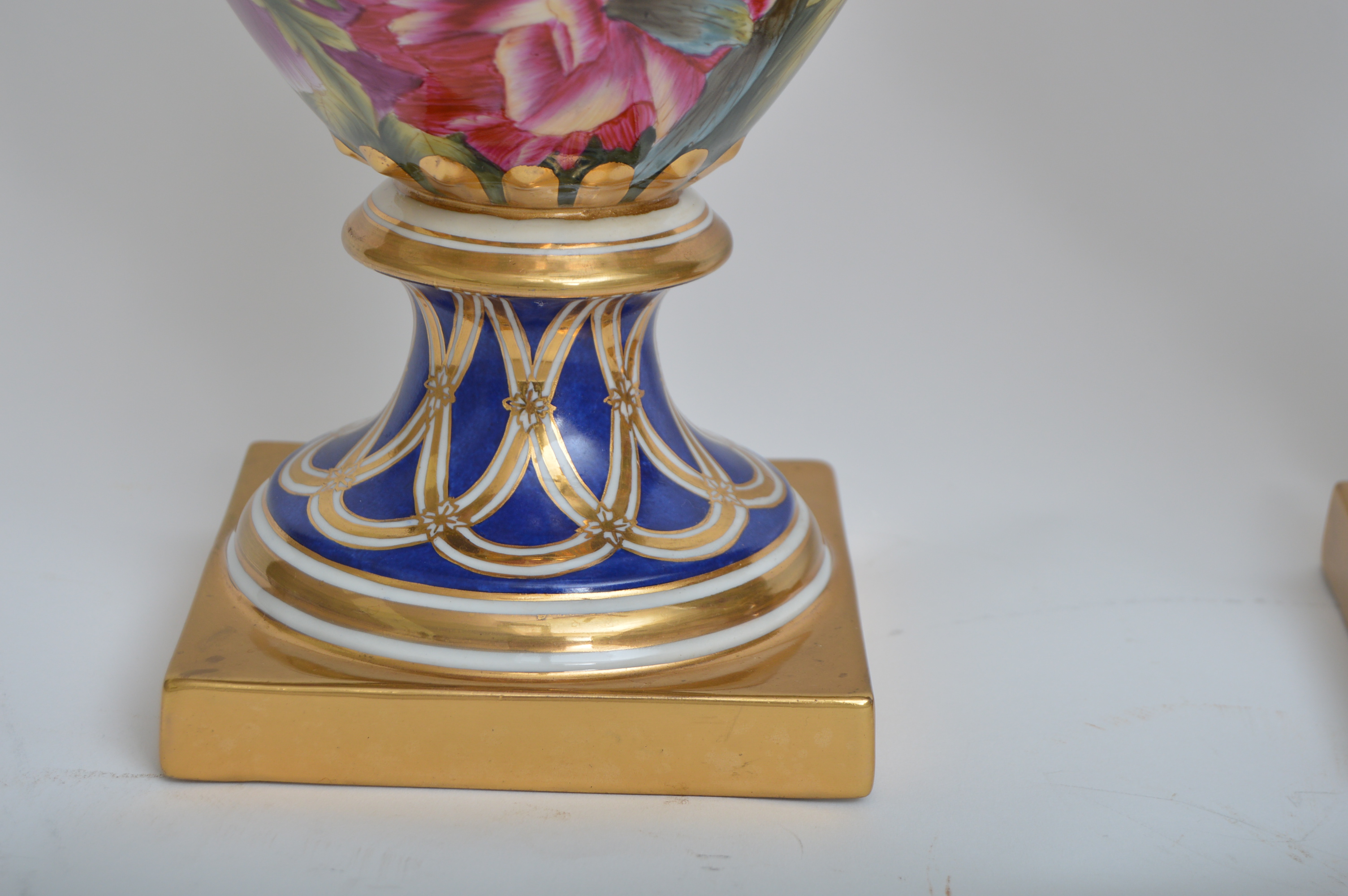 Pair of Chelsea House Old Paris Style Floral-Decorated Porcelain Urns