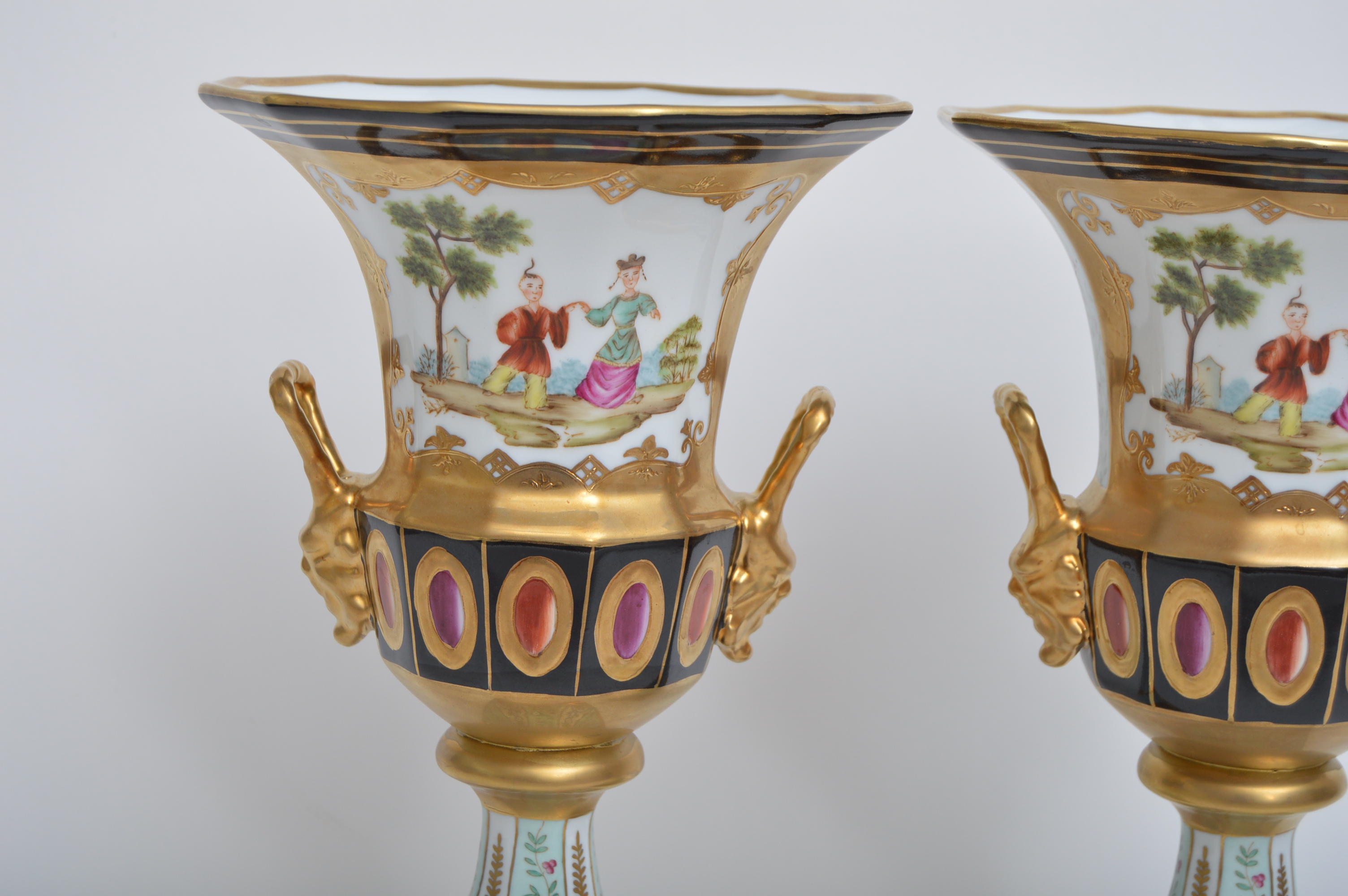 Pair of Chelsea House Old Paris Style Chinoiserie Decorated Porcelain Urns