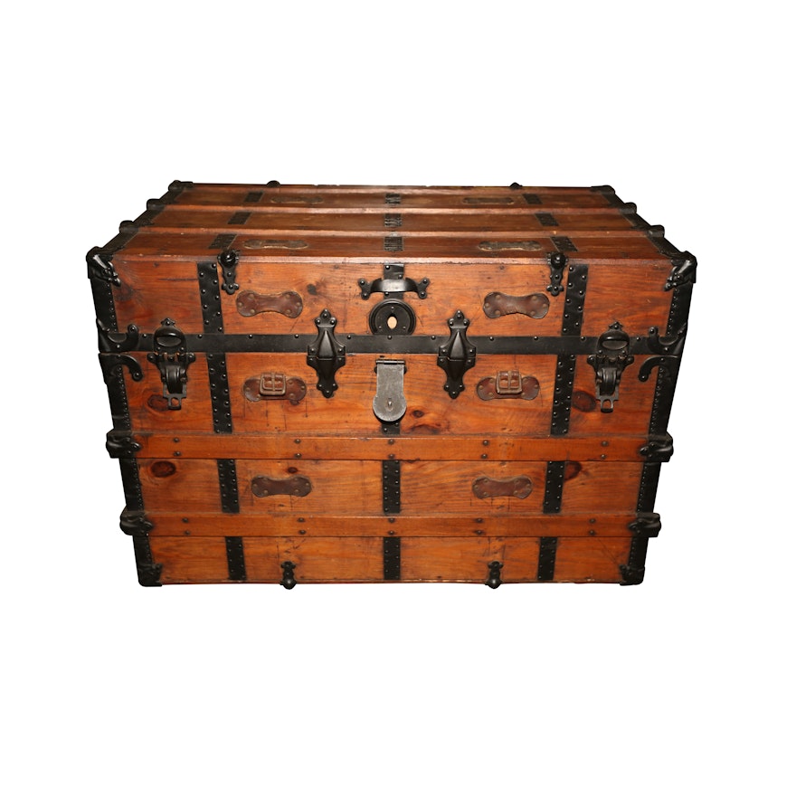 Vintage Wood and Metal Trunk with Removable Storage Tray