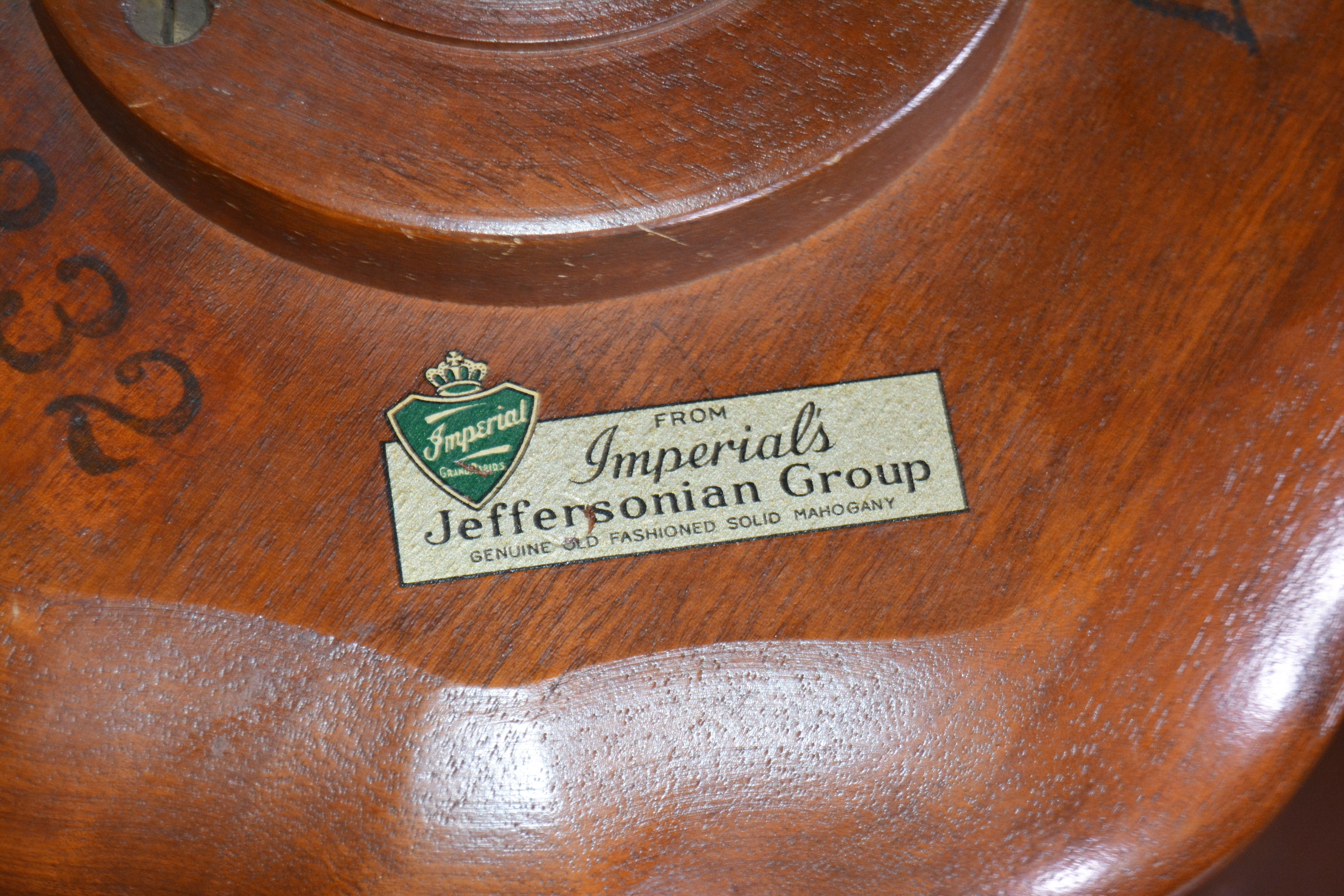 Pair of Imperial "Jeffersonian Group" Mahogany Plant Stands, 20th Century