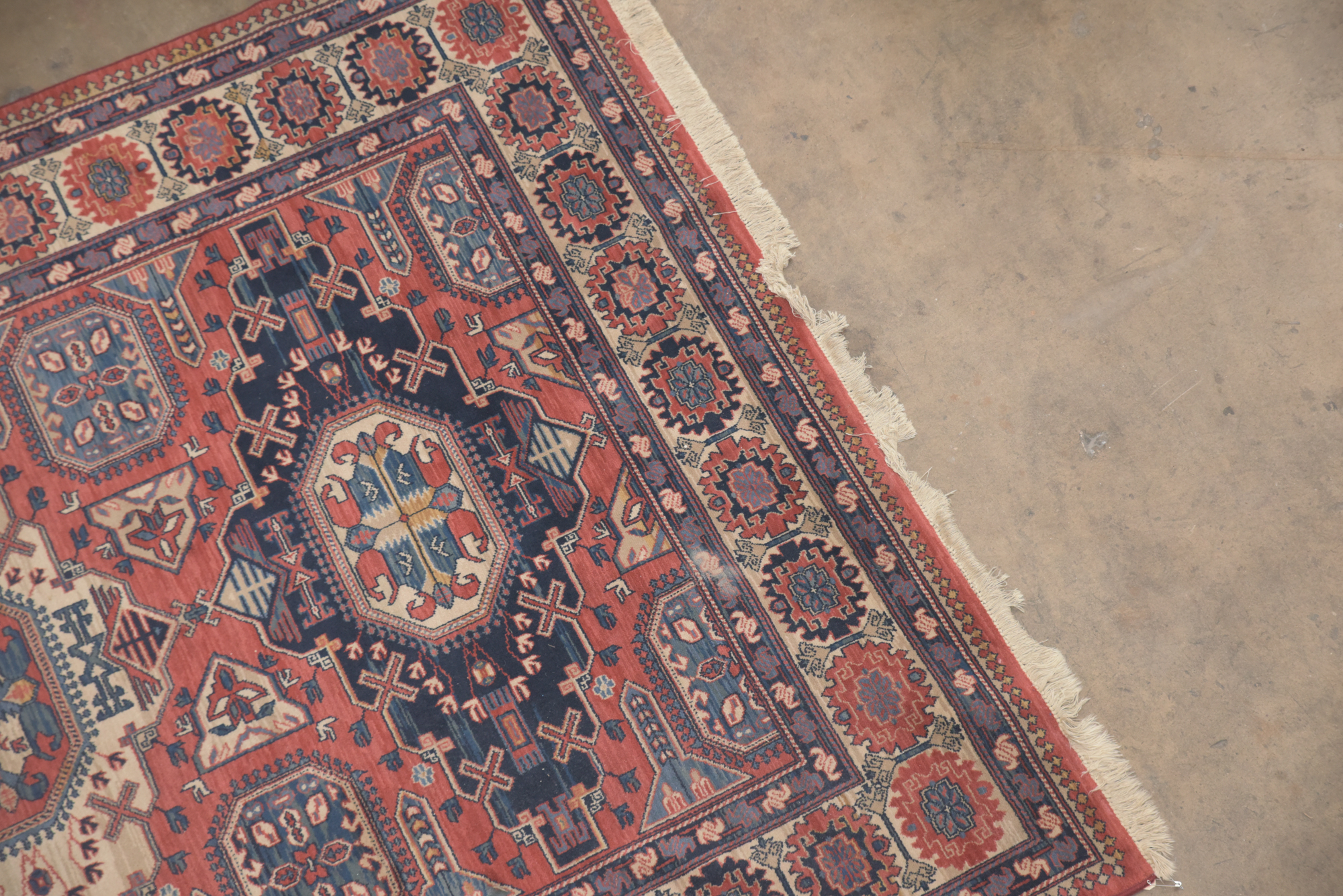 Machine Made Louis de Poortere "Kadjar" Belgian Wool Area Rug