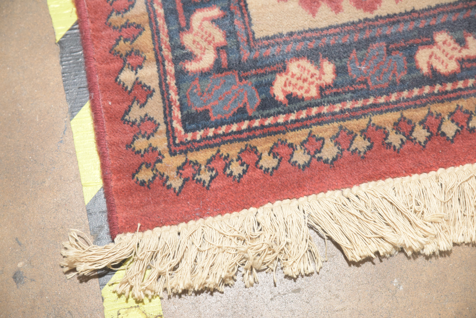 Machine Made Louis de Poortere "Kadjar" Belgian Wool Area Rug