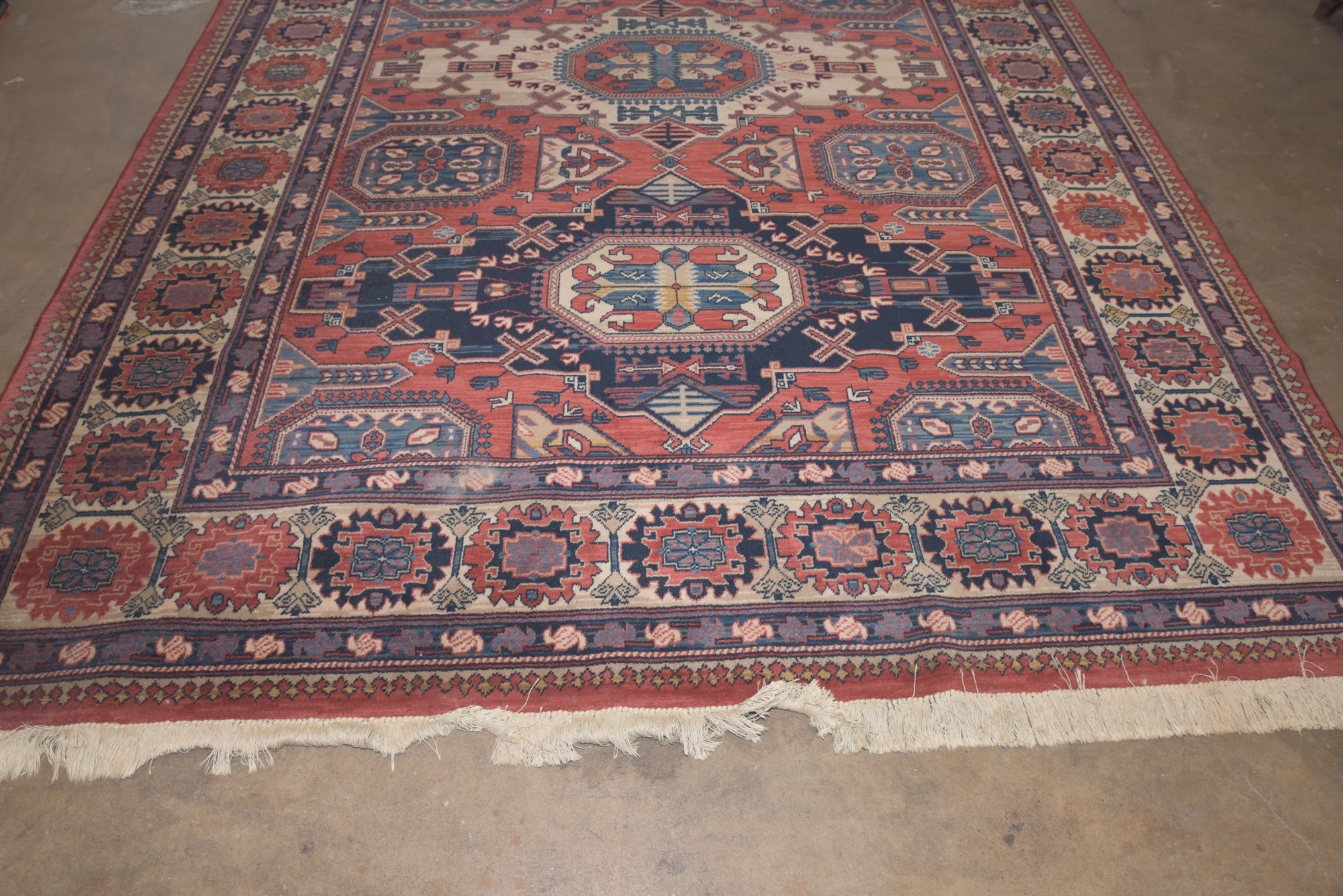 Machine Made Louis de Poortere "Kadjar" Belgian Wool Area Rug