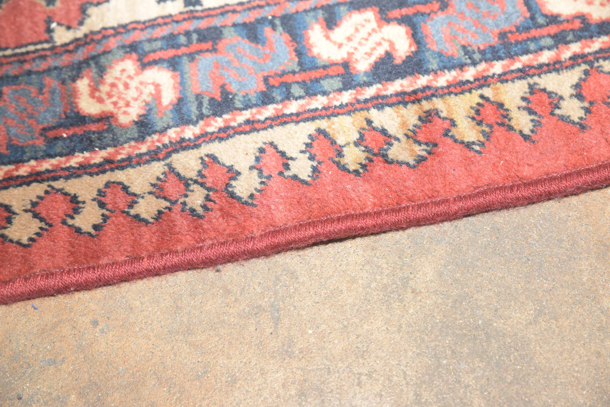 Machine Made Louis de Poortere "Kadjar" Belgian Wool Area Rug