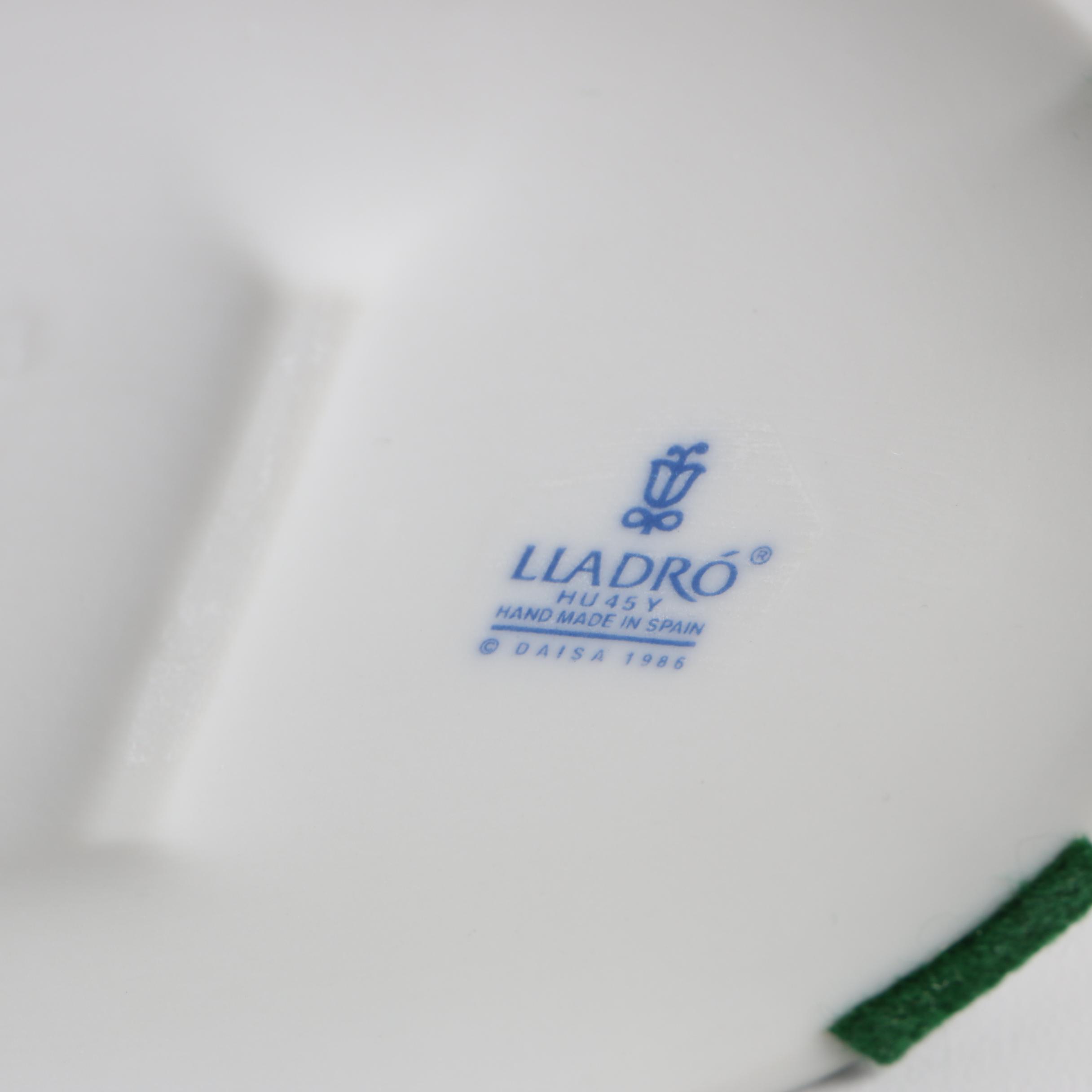 Vintage Lladró "I Love You Truly" Porcelain Figurine