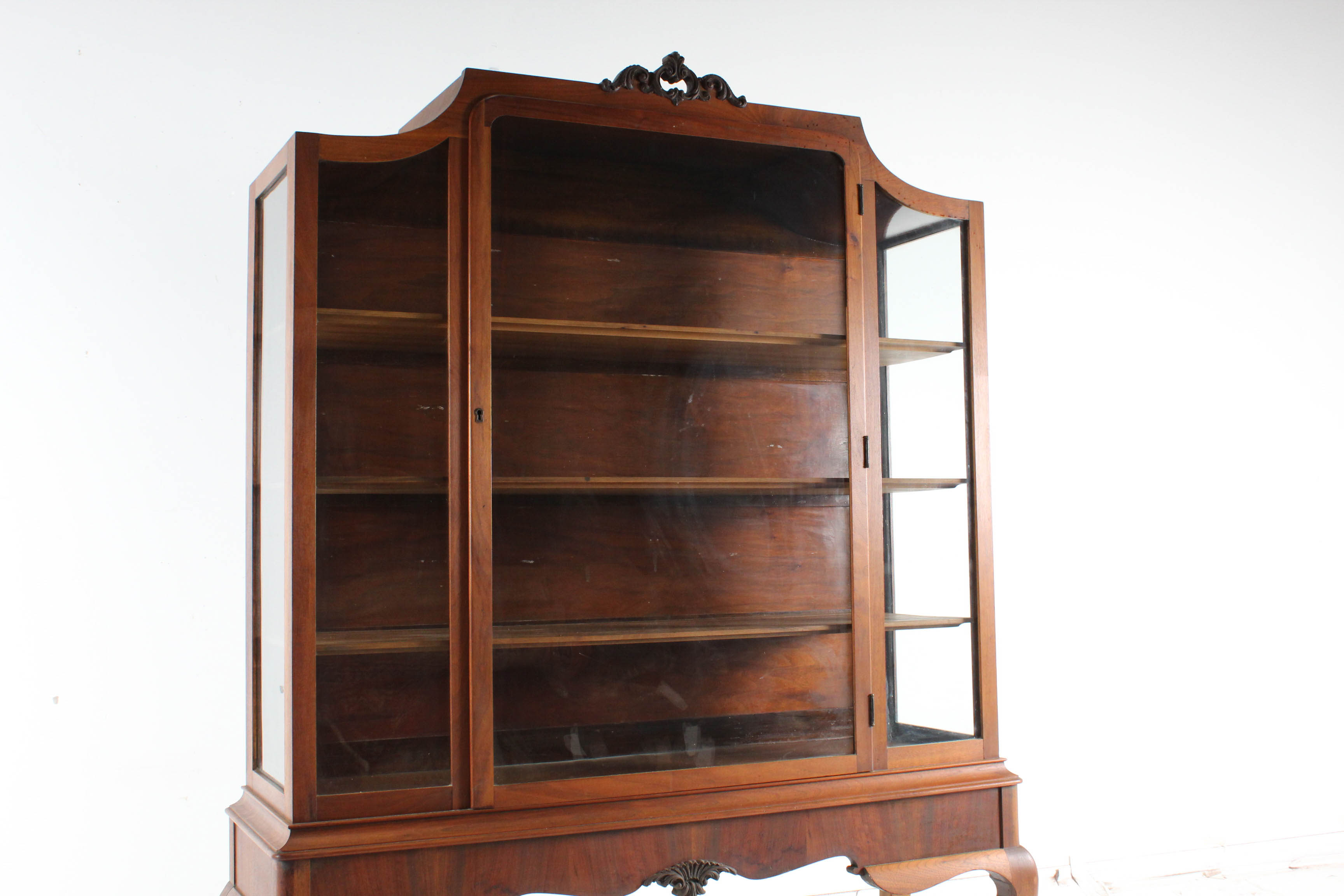 Antique Queen Anne Display Cabinet in Walnut