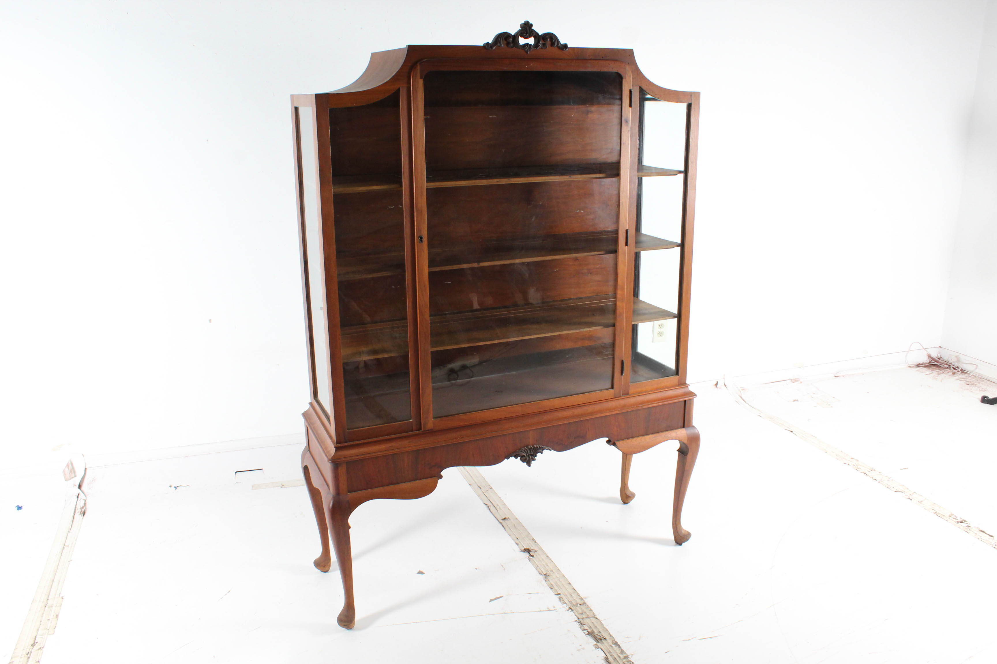 Antique Queen Anne Display Cabinet in Walnut