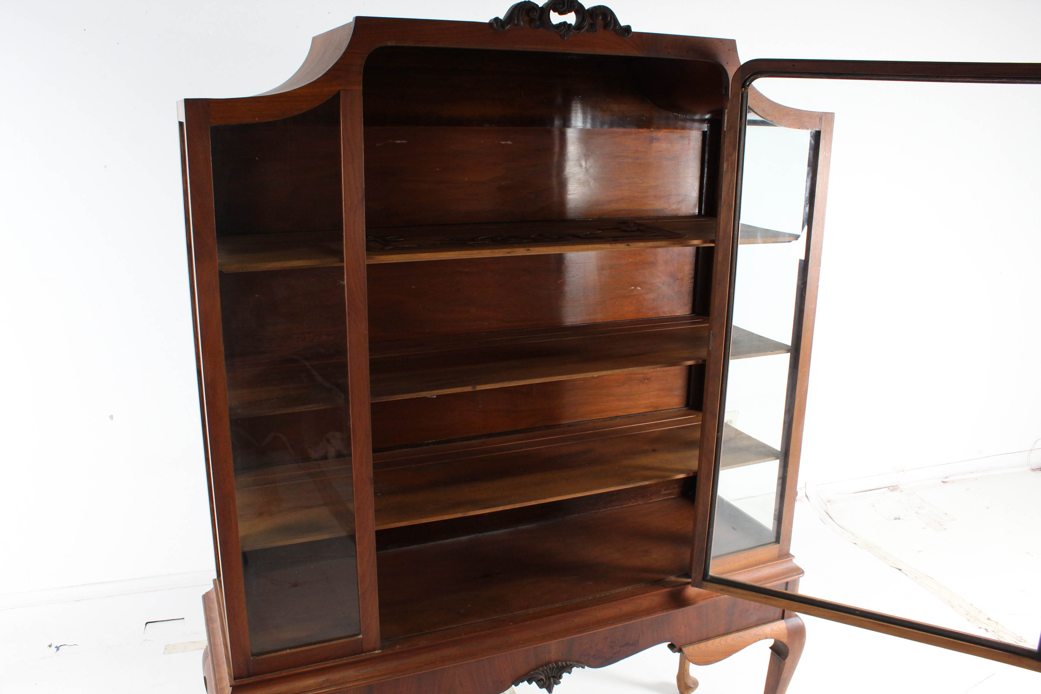 Antique Queen Anne Display Cabinet in Walnut