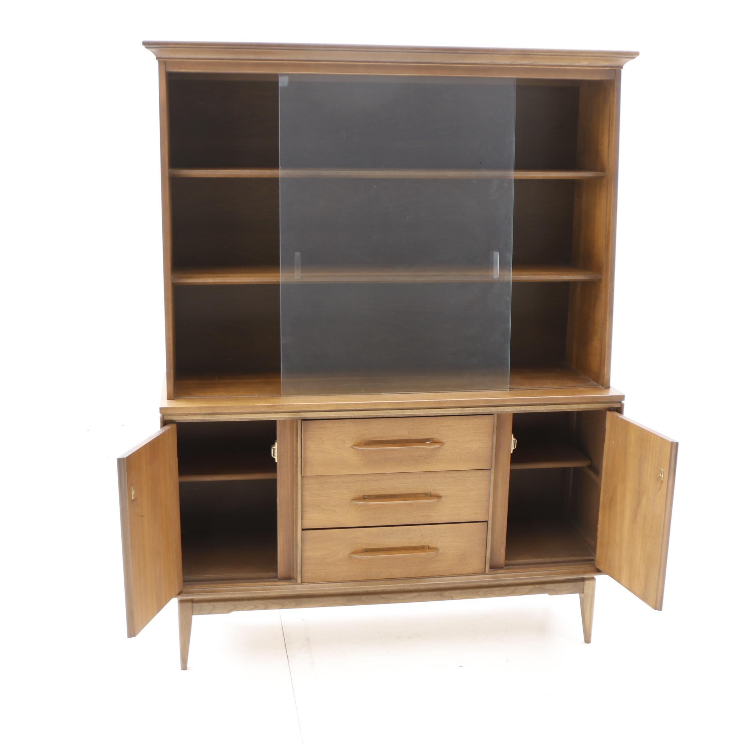 Mid Century Modern China Cabinet by Bassett Furniture Industries