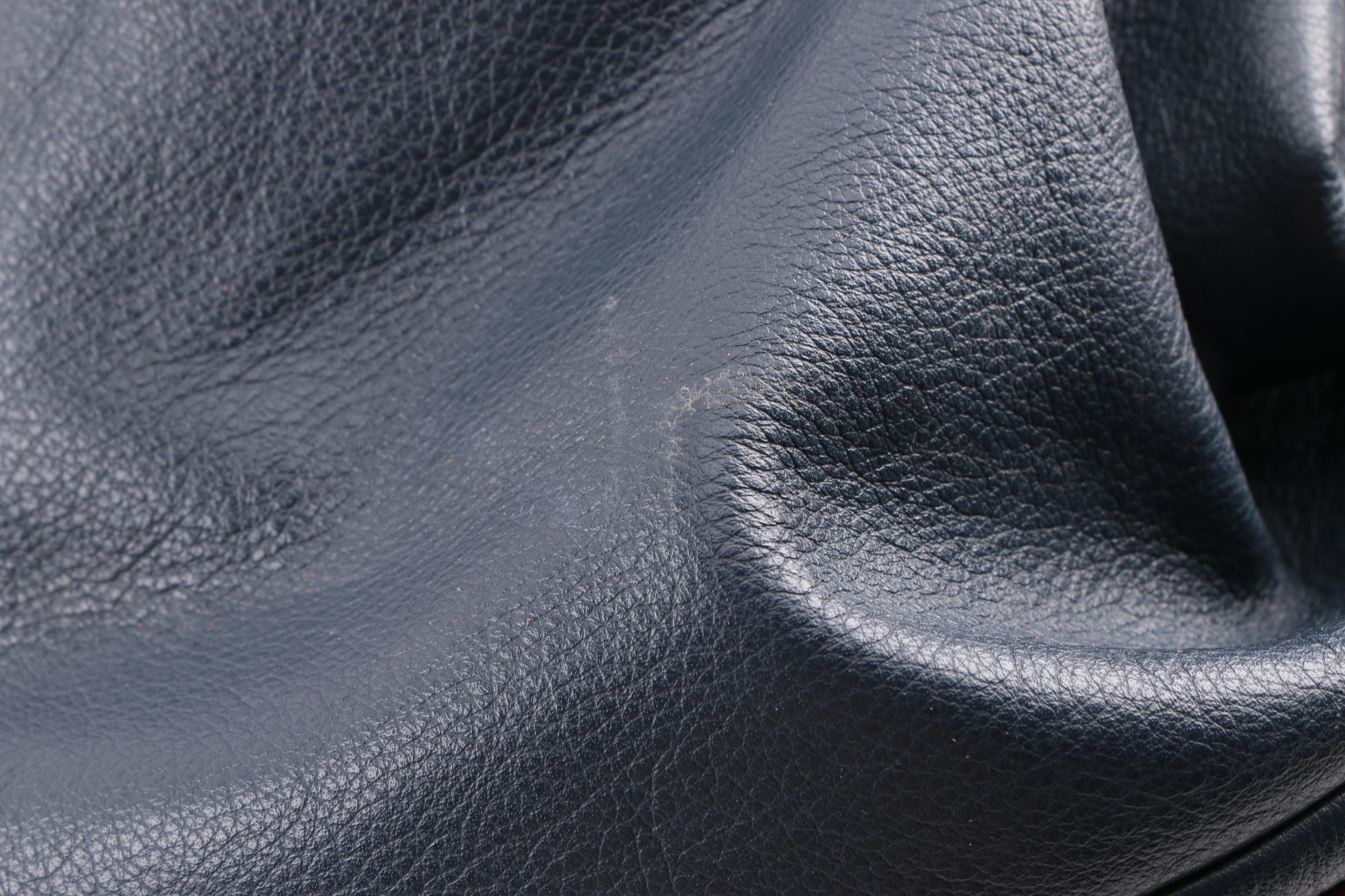 Vintage Gucci Navy Leather Hobo Sling Bag