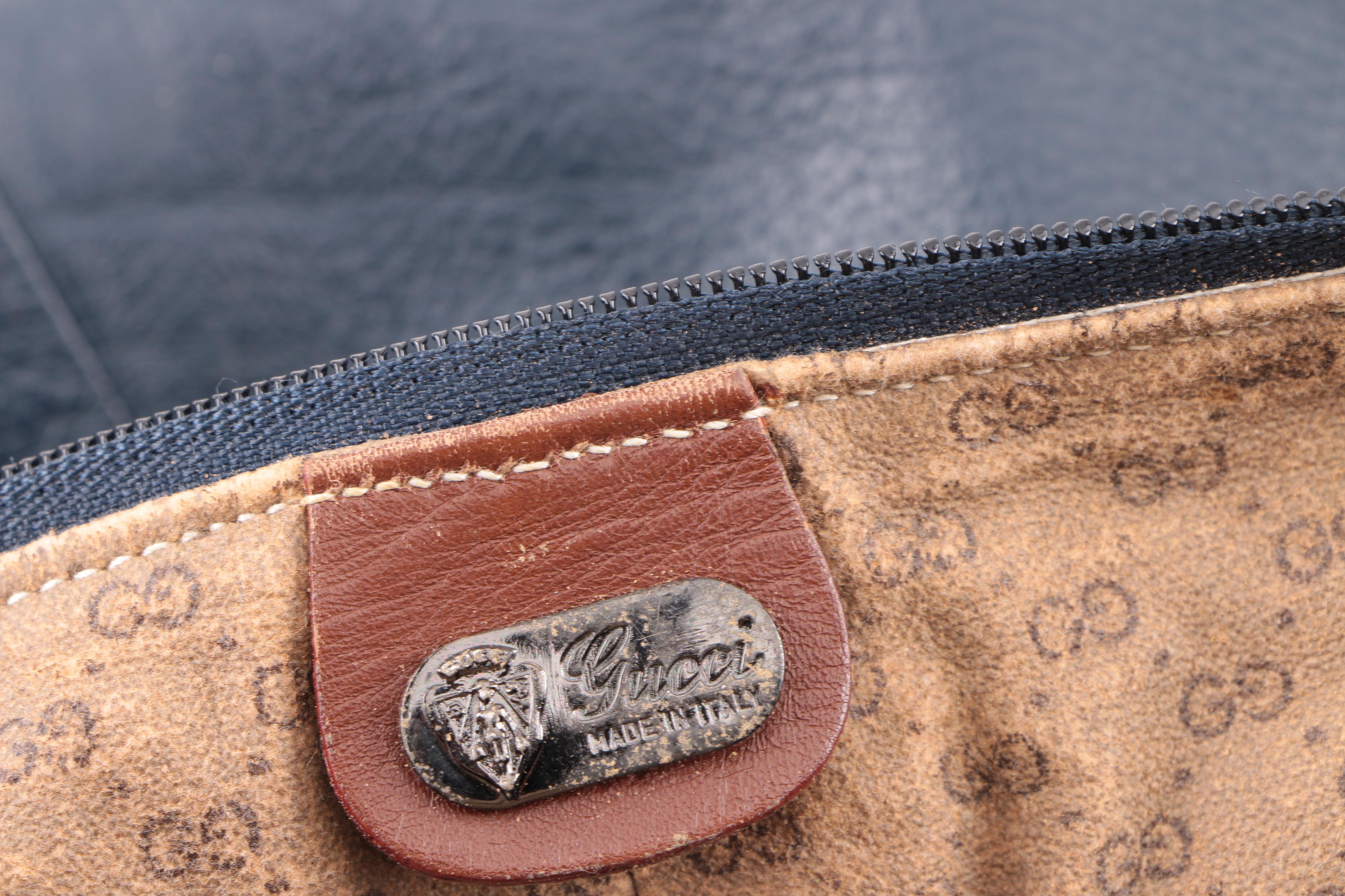 Vintage Gucci Navy Leather Hobo Sling Bag