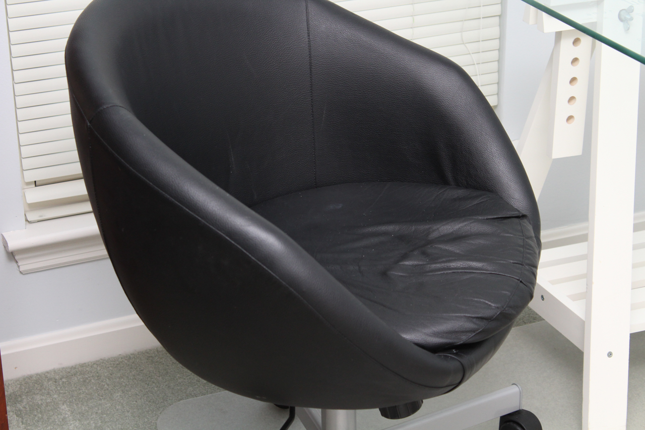 Ikea Vika Glassholm "Love" Desk and Ikea Skruvista Desk Chair