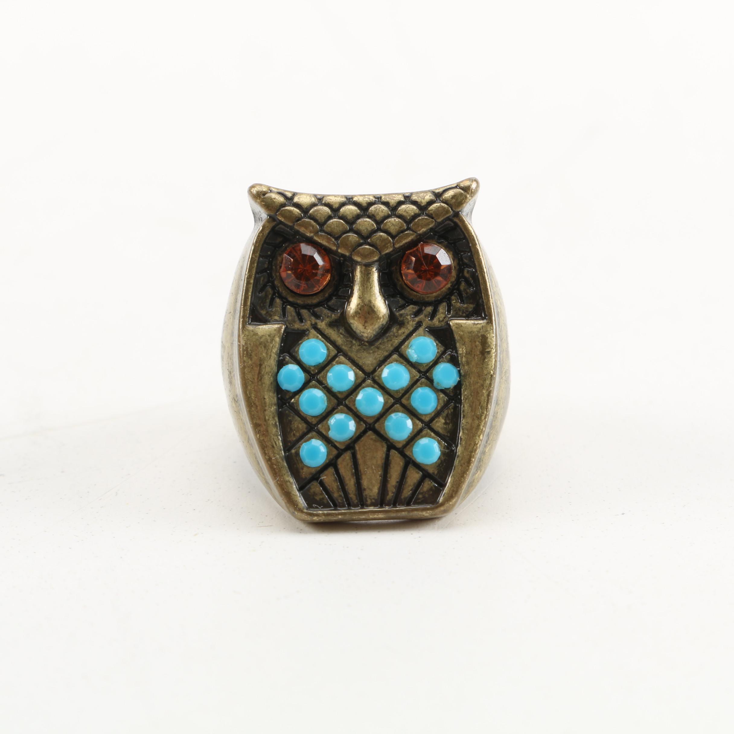 Vintage Owl Themed Spinning Ash Receiver and Costume Ring